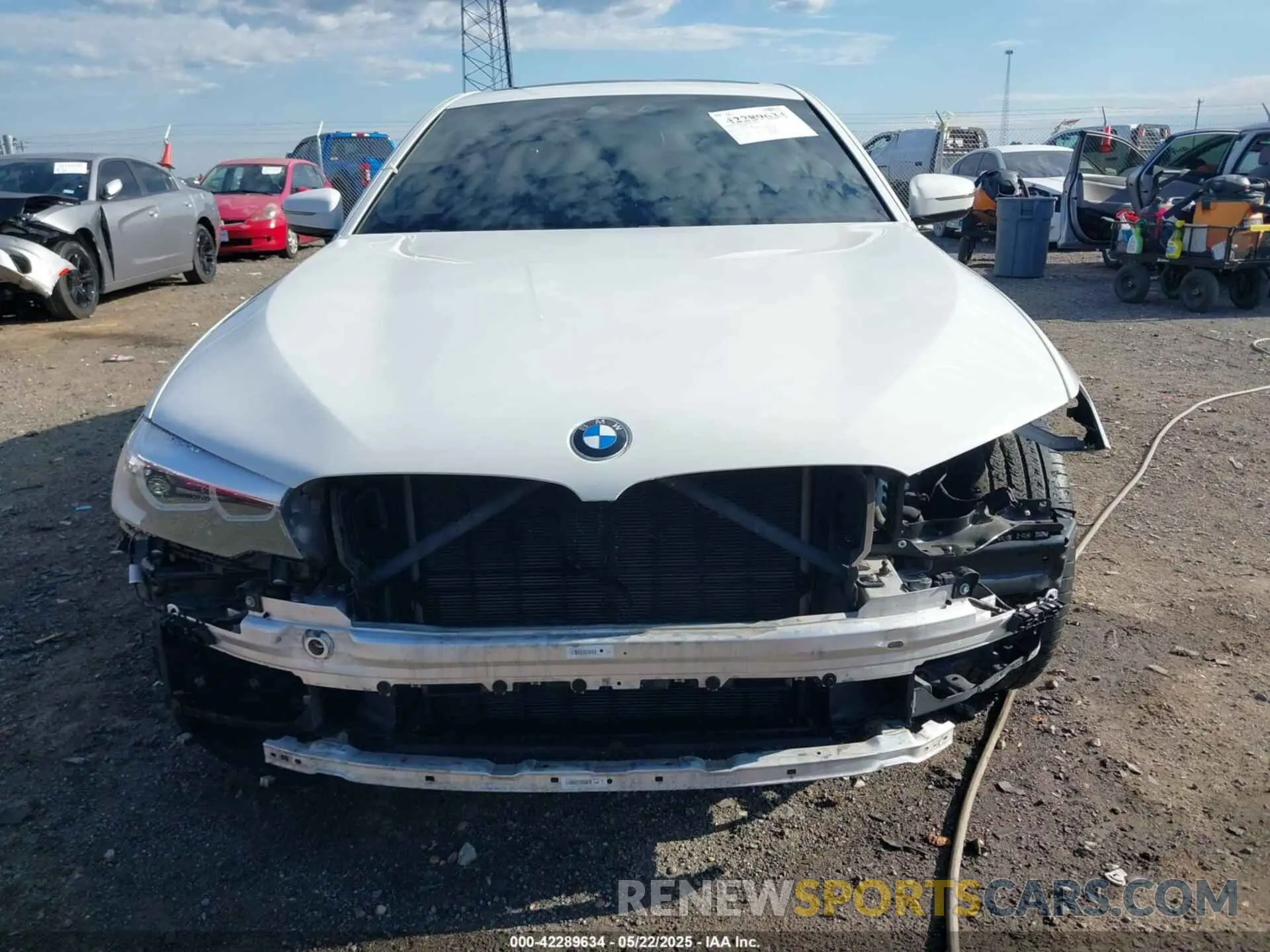13 Photograph of a damaged car WBAJA7C50KWW17686 BMW 530I 2019