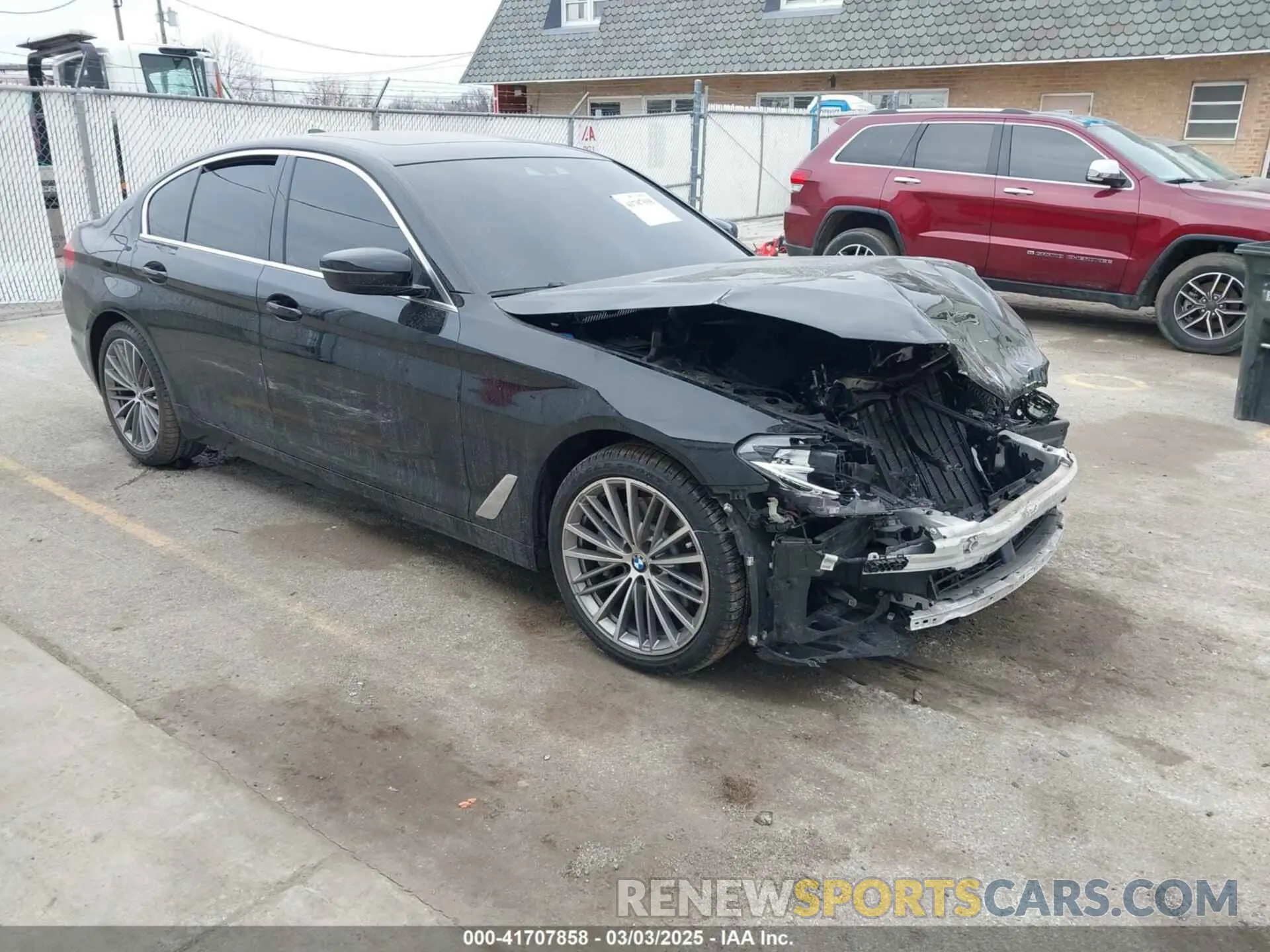 1 Photograph of a damaged car WBAJA7C50KWW38148 BMW 530I 2019
