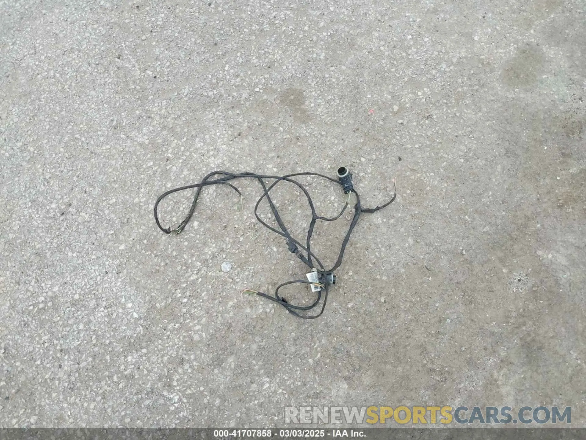 11 Photograph of a damaged car WBAJA7C50KWW38148 BMW 530I 2019