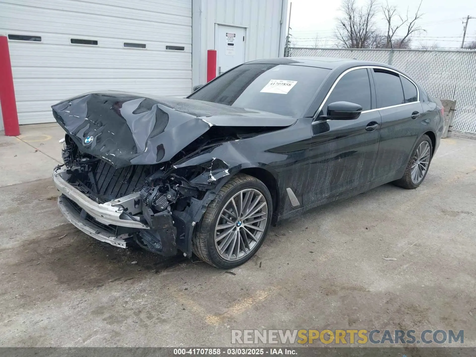 2 Photograph of a damaged car WBAJA7C50KWW38148 BMW 530I 2019