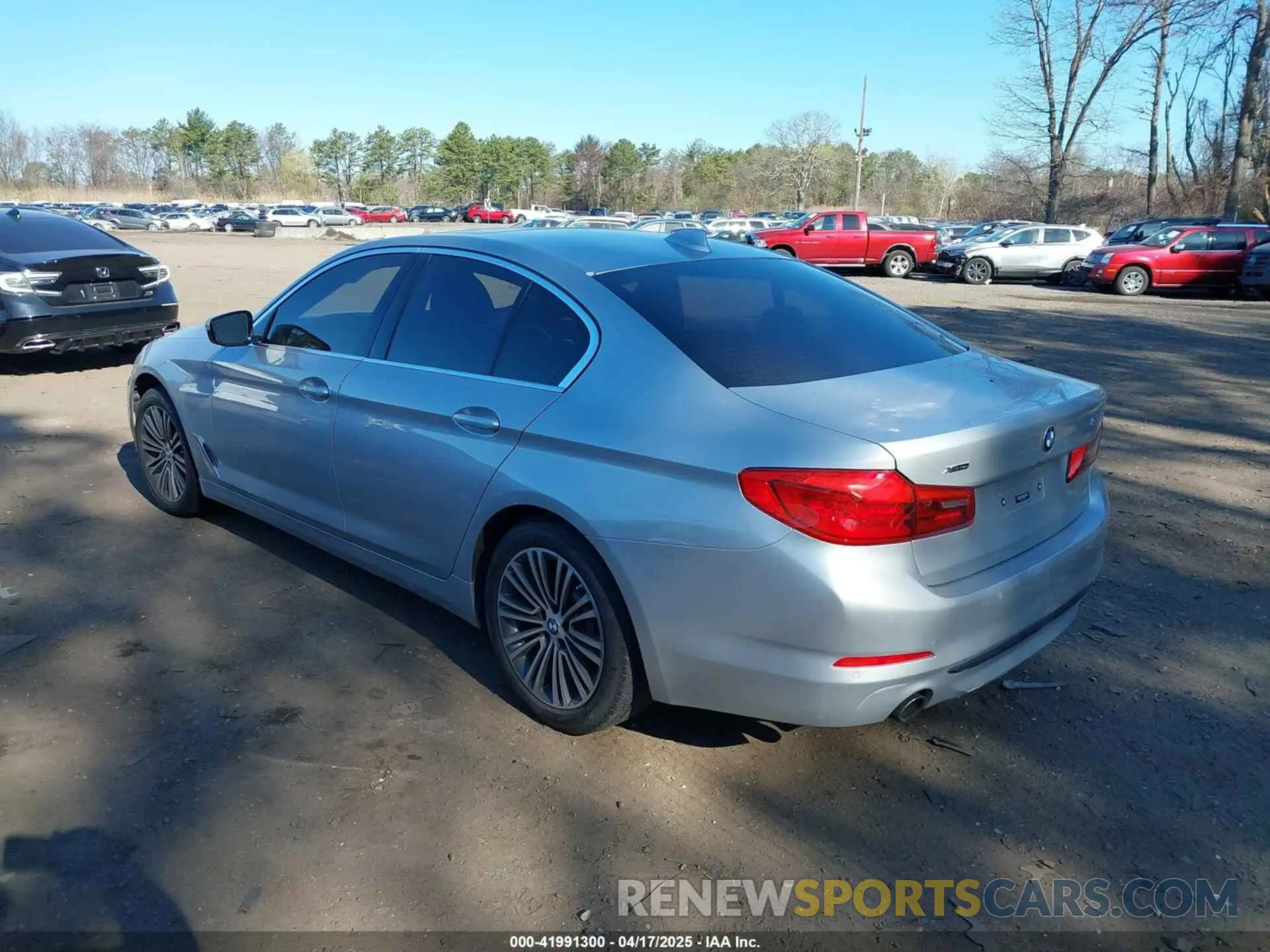 3 Photograph of a damaged car WBAJA7C52KWW00856 BMW 530I 2019