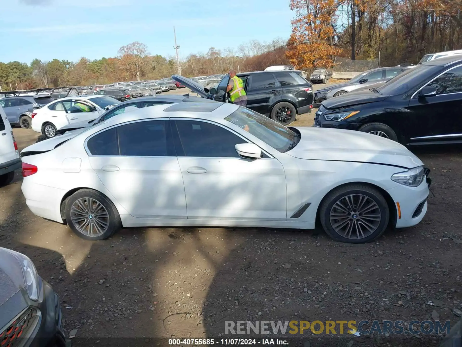 13 Photograph of a damaged car WBAJA7C52KWW17432 BMW 530I 2019