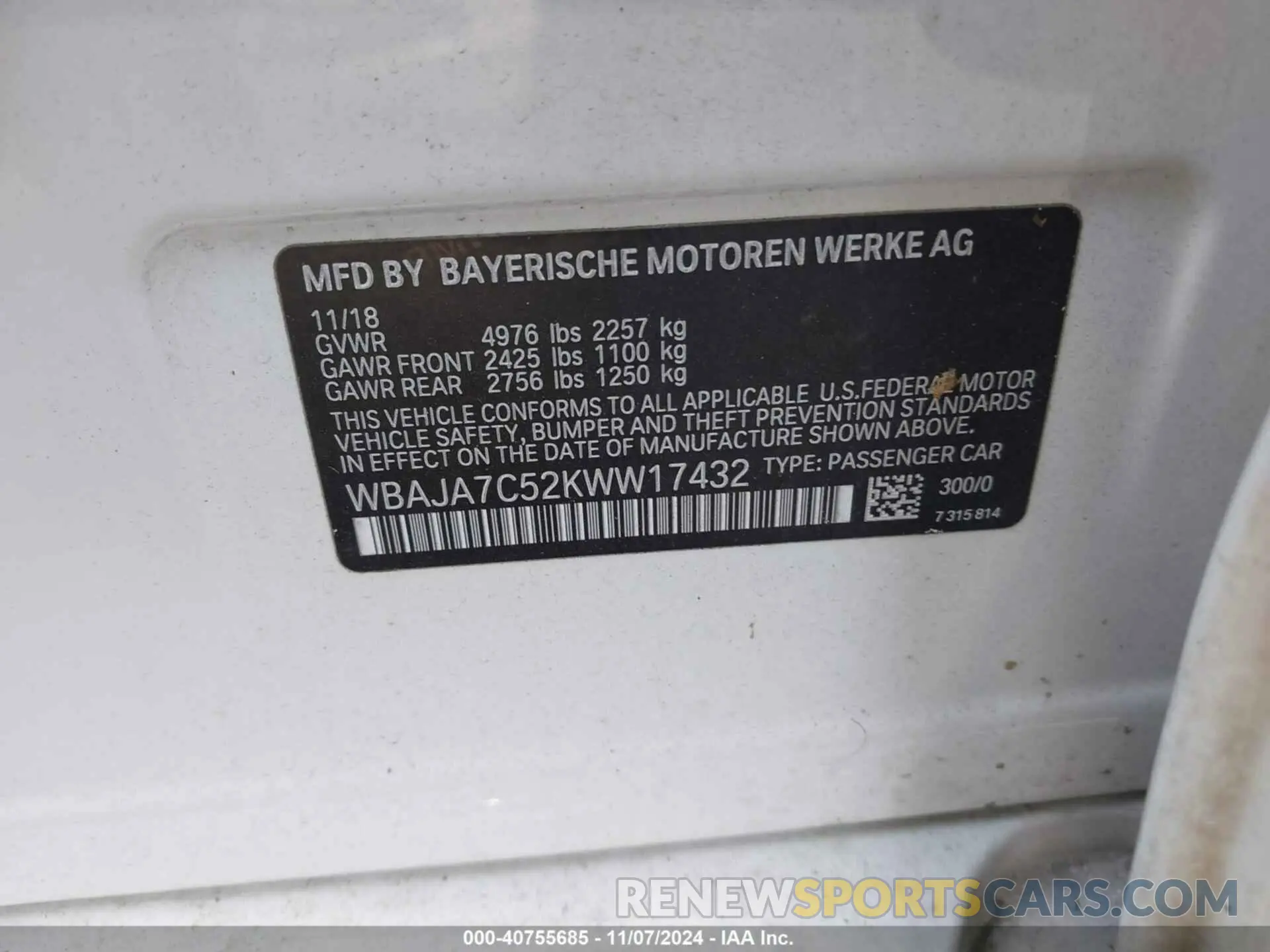 9 Photograph of a damaged car WBAJA7C52KWW17432 BMW 530I 2019