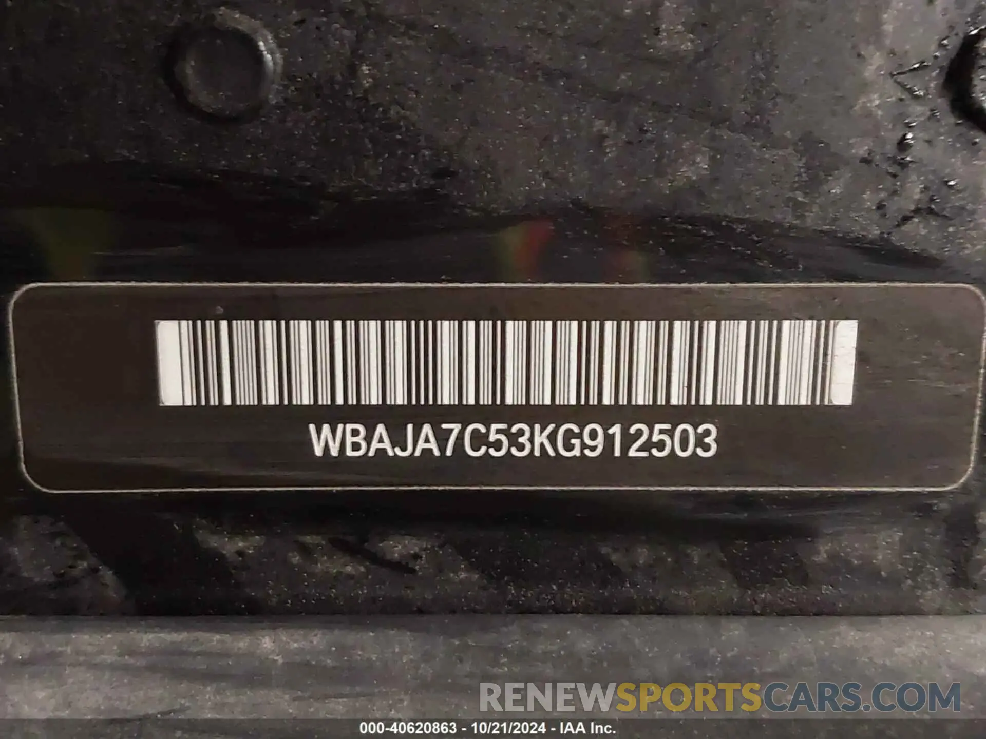 18 Photograph of a damaged car WBAJA7C53KG912503 BMW 530I 2019