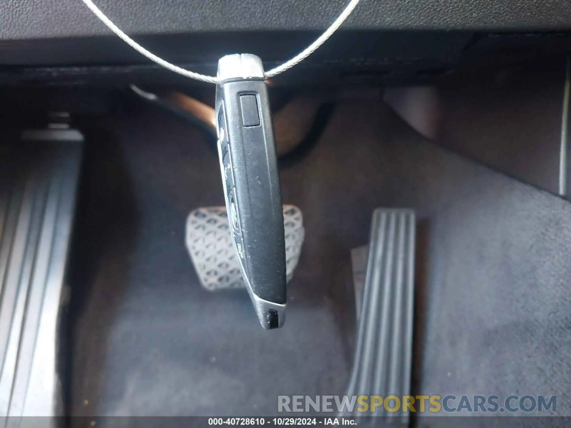 11 Photograph of a damaged car WBAJA7C53KWW19092 BMW 530I 2019