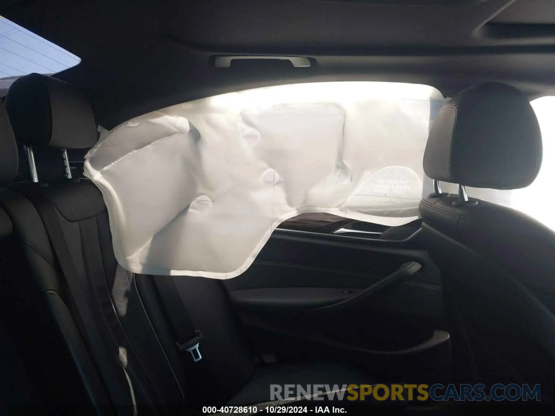 8 Photograph of a damaged car WBAJA7C53KWW19092 BMW 530I 2019