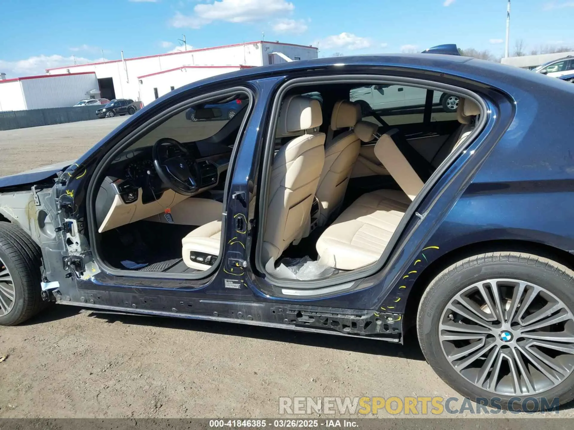 14 Photograph of a damaged car WBAJA7C55KG912518 BMW 530I 2019