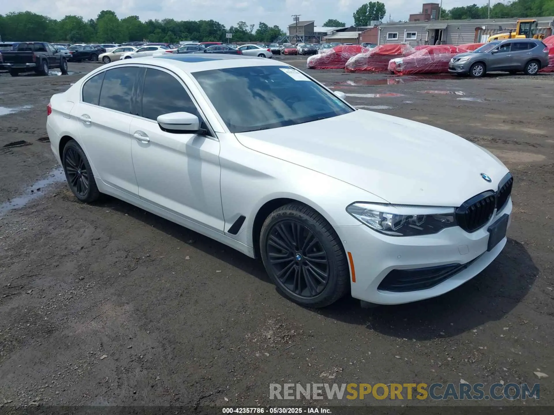 1 Photograph of a damaged car WBAJA7C55KWW00365 BMW 530I 2019