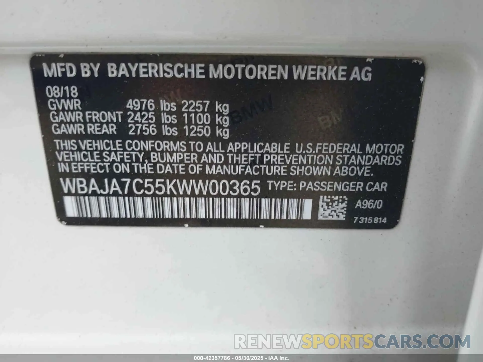 9 Photograph of a damaged car WBAJA7C55KWW00365 BMW 530I 2019