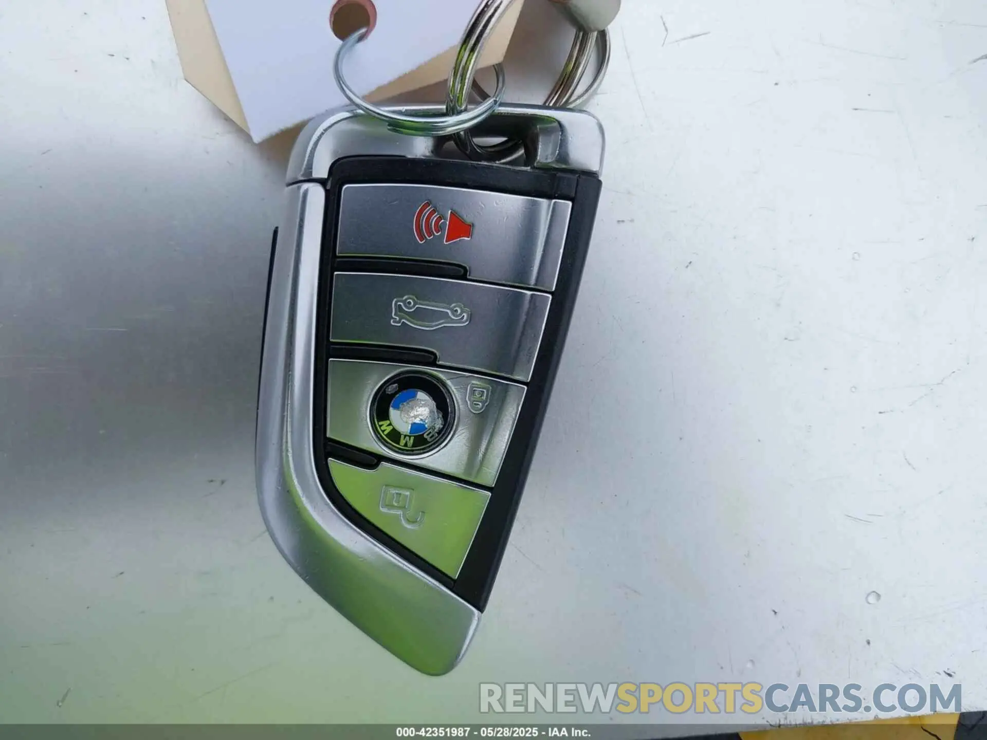 11 Photograph of a damaged car WBAJA7C57KWW20522 BMW 530I 2019