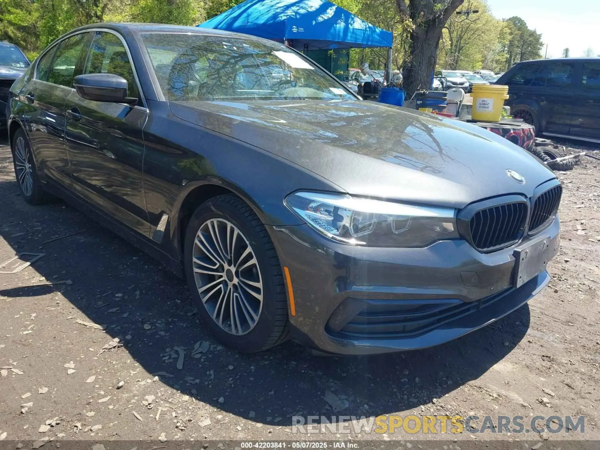 1 Photograph of a damaged car WBAJA7C58KG909998 BMW 530I 2019