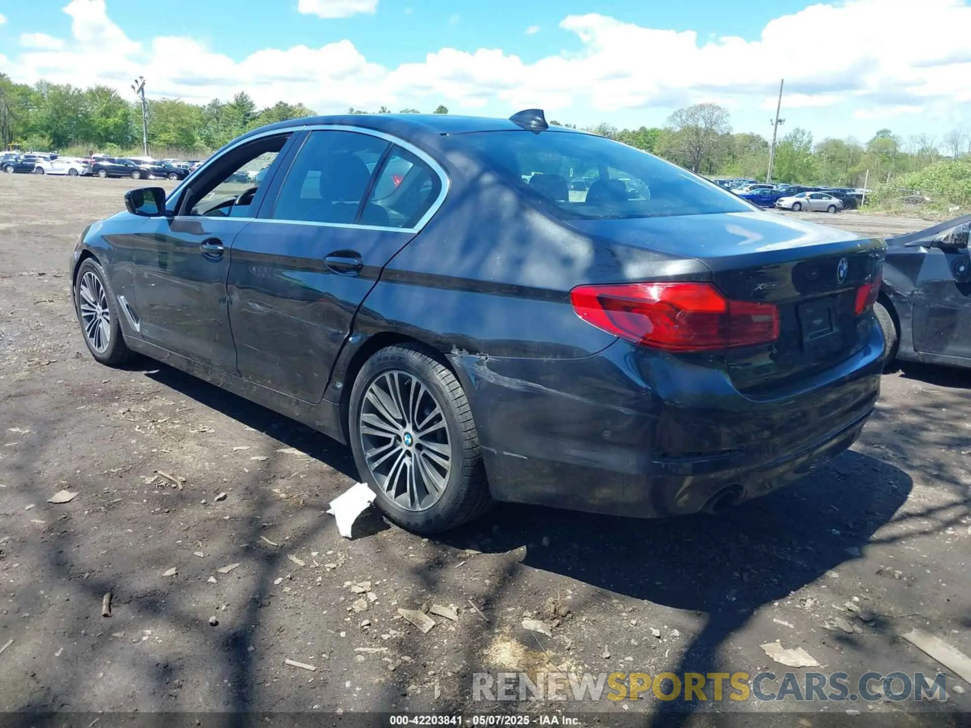 3 Photograph of a damaged car WBAJA7C58KG909998 BMW 530I 2019