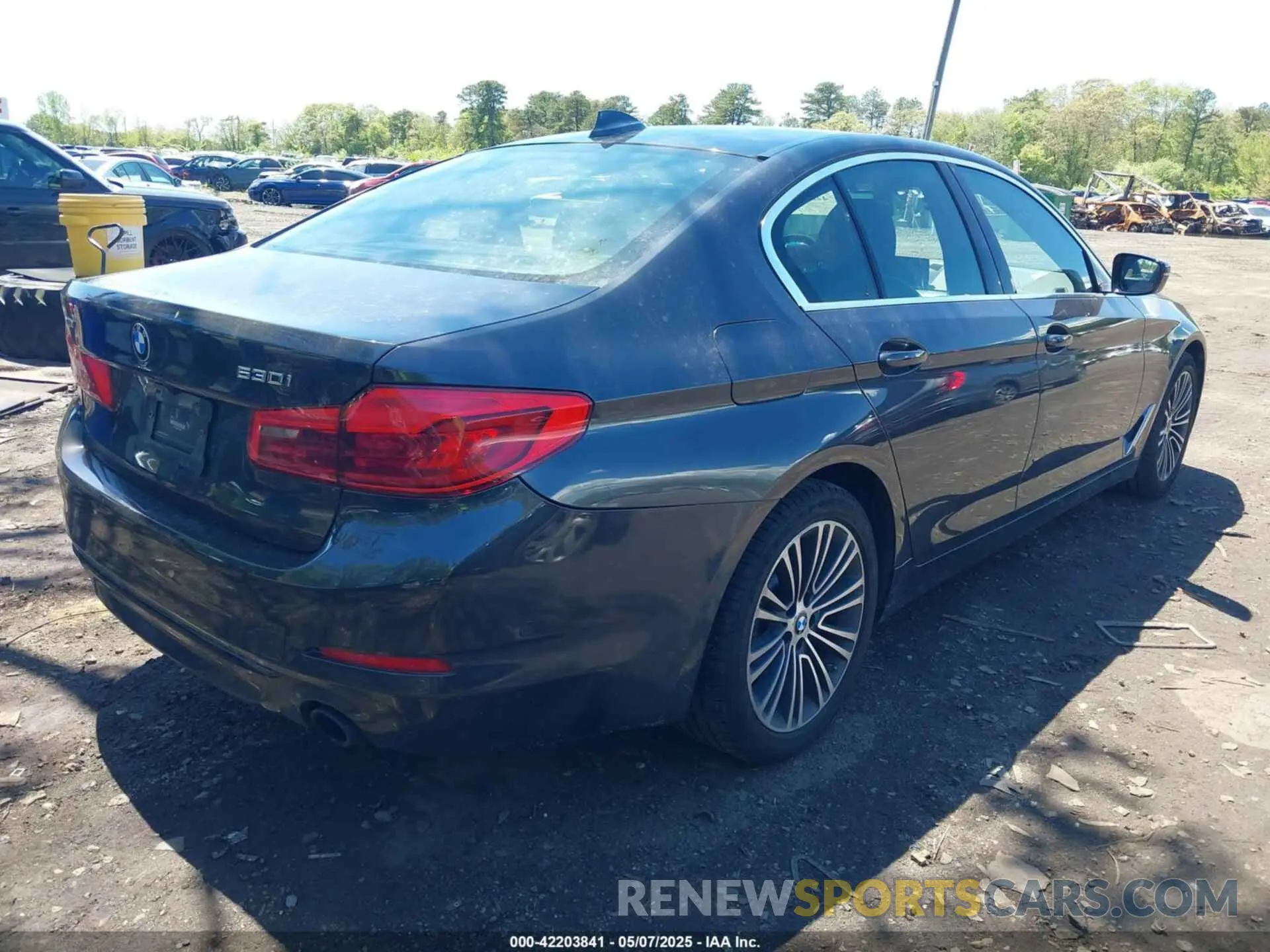 4 Photograph of a damaged car WBAJA7C58KG909998 BMW 530I 2019