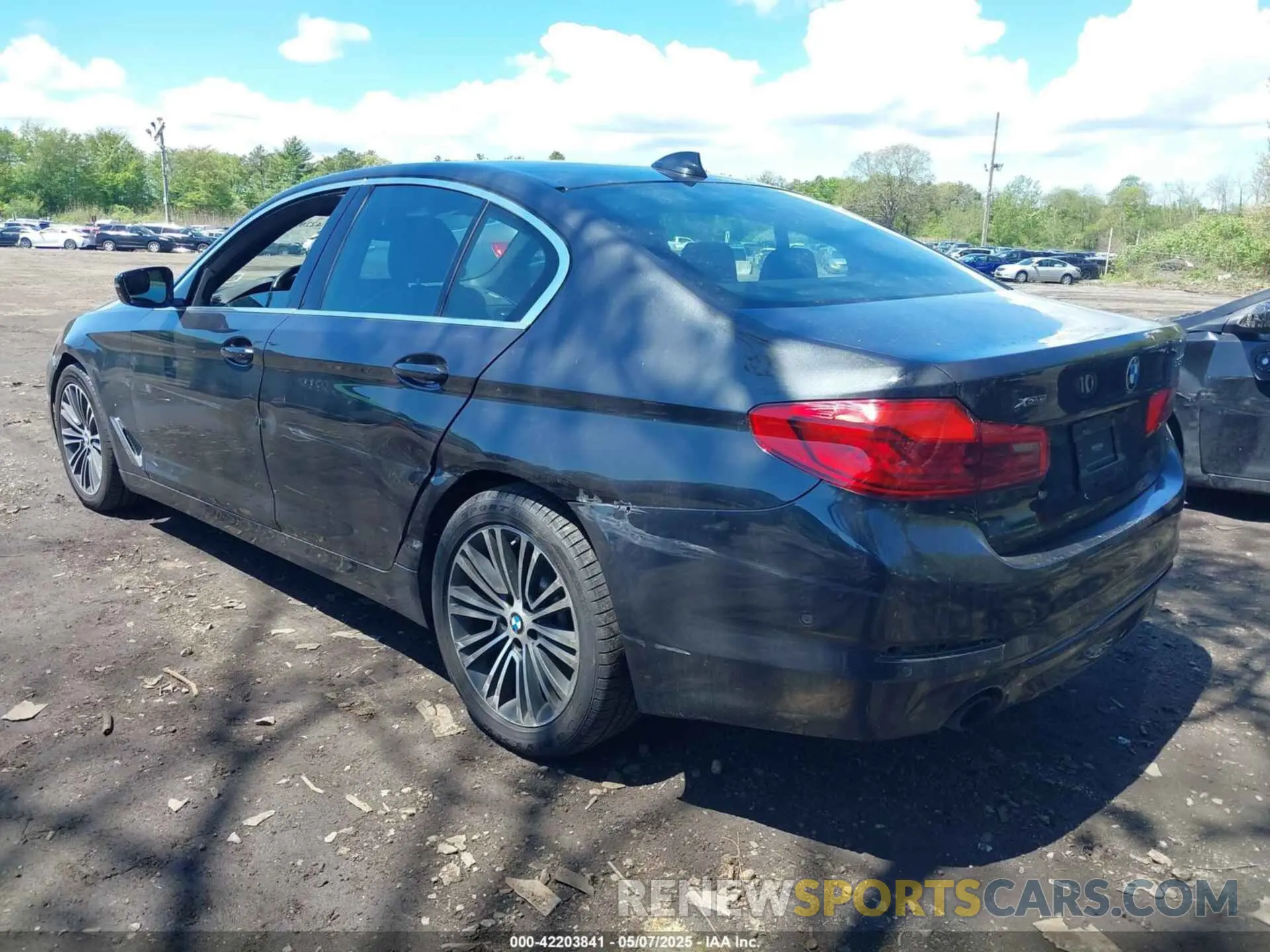 6 Photograph of a damaged car WBAJA7C58KG909998 BMW 530I 2019