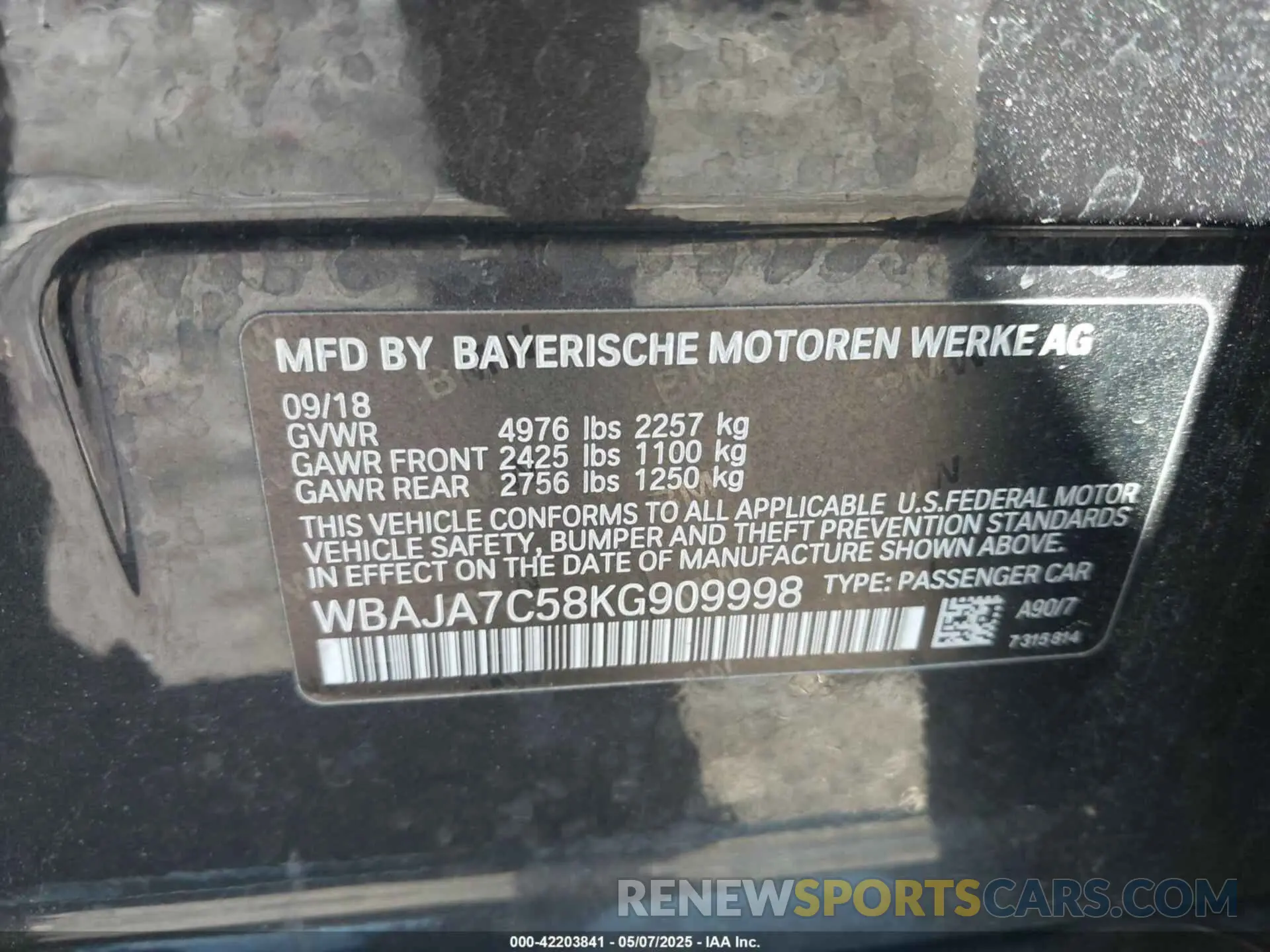 9 Photograph of a damaged car WBAJA7C58KG909998 BMW 530I 2019