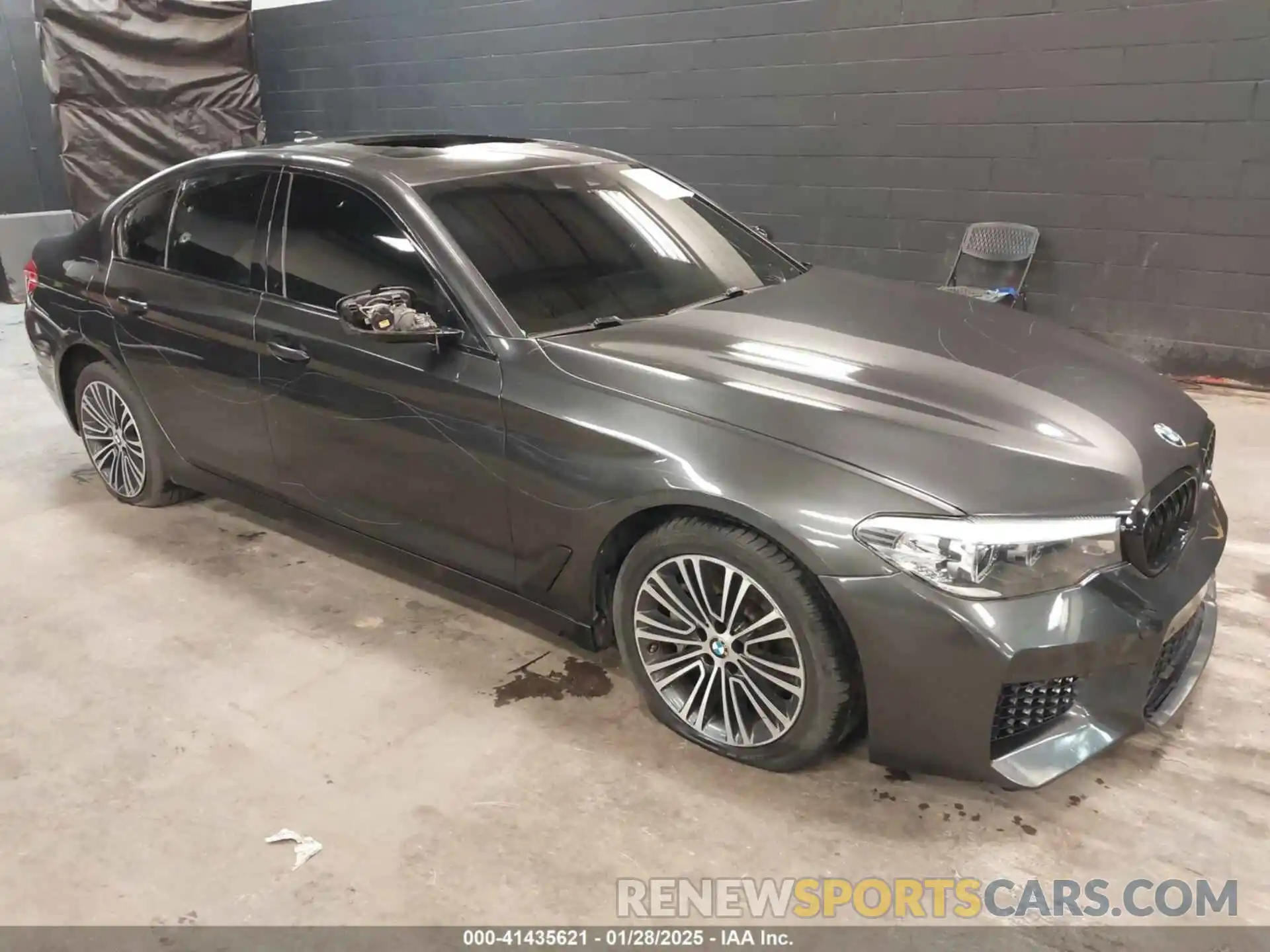 6 Photograph of a damaged car WBAJA7C59KG912103 BMW 530I 2019