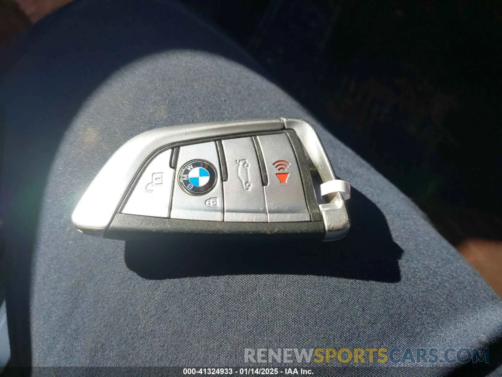 11 Photograph of a damaged car WBAJA7C5XKG911056 BMW 530I 2019