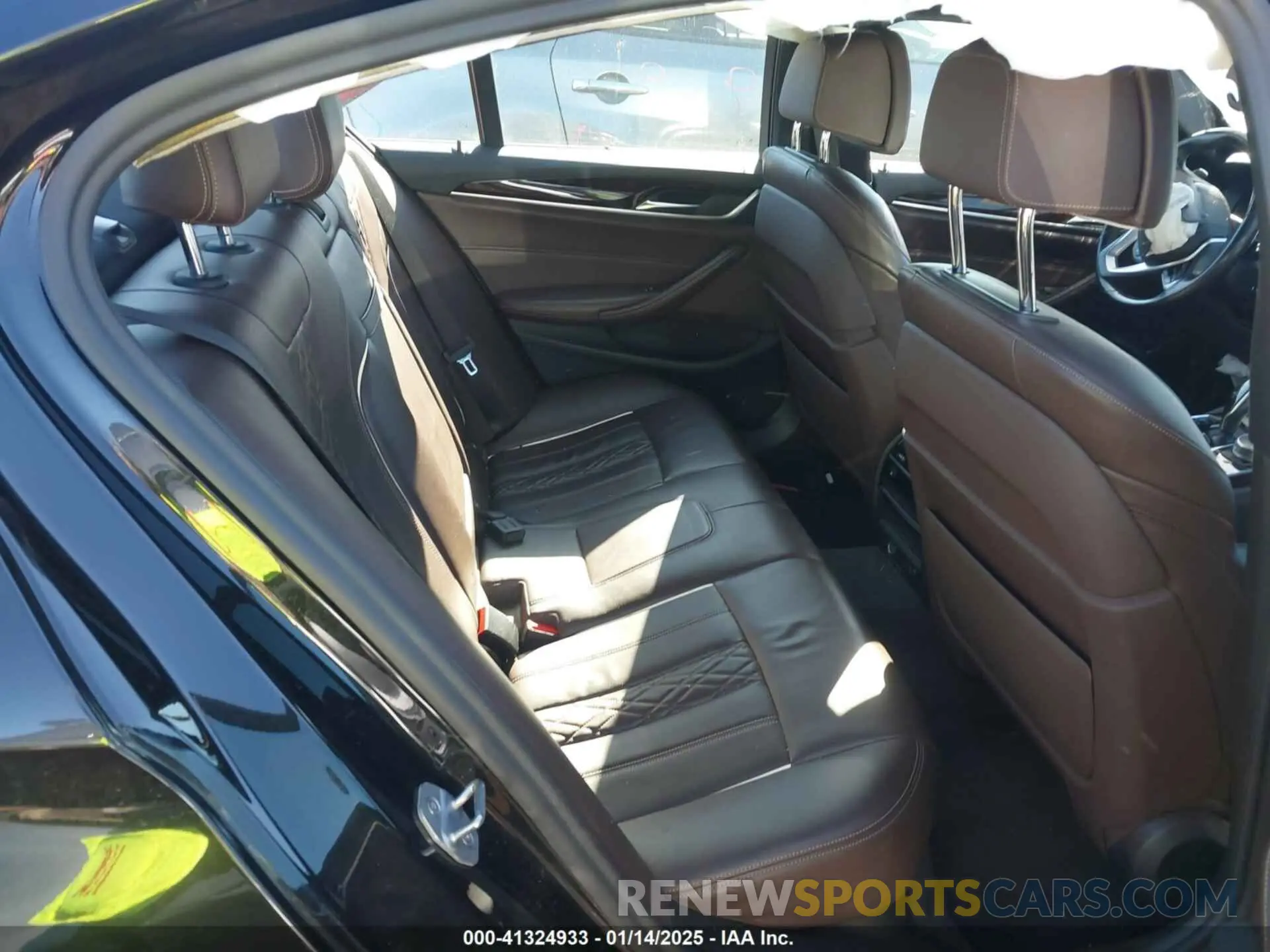 8 Photograph of a damaged car WBAJA7C5XKG911056 BMW 530I 2019
