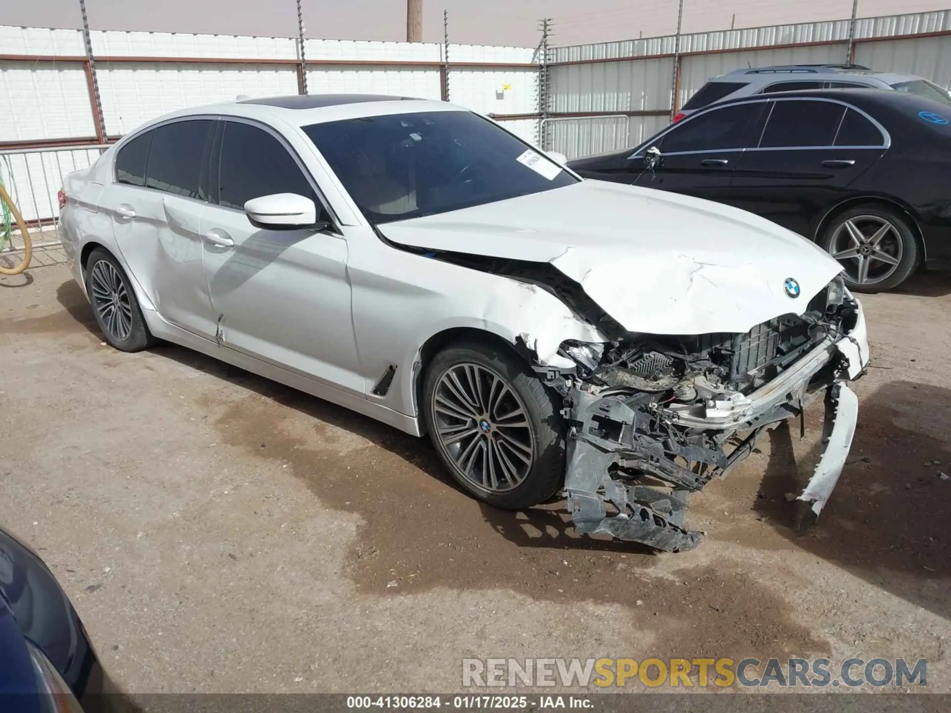 1 Photograph of a damaged car WBAJR3C01LWW67827 BMW 530I 2020