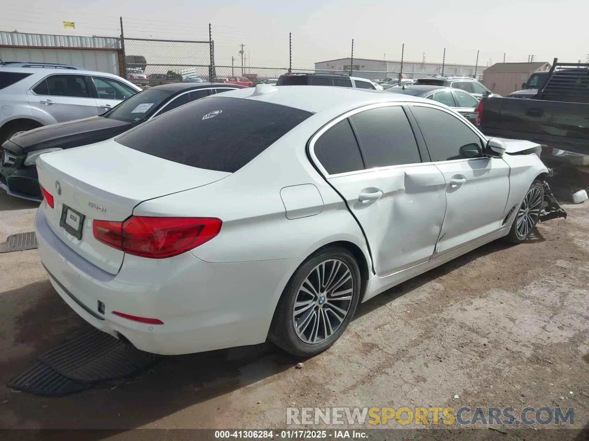 4 Photograph of a damaged car WBAJR3C01LWW67827 BMW 530I 2020