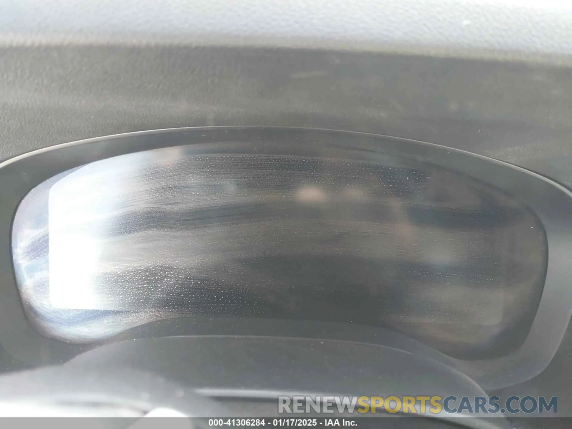 7 Photograph of a damaged car WBAJR3C01LWW67827 BMW 530I 2020