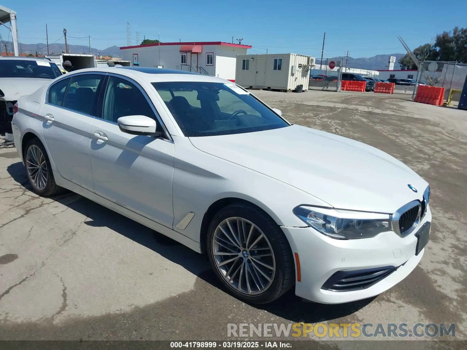 1 Photograph of a damaged car WBAJR3C02LWW79260 BMW 530I 2020