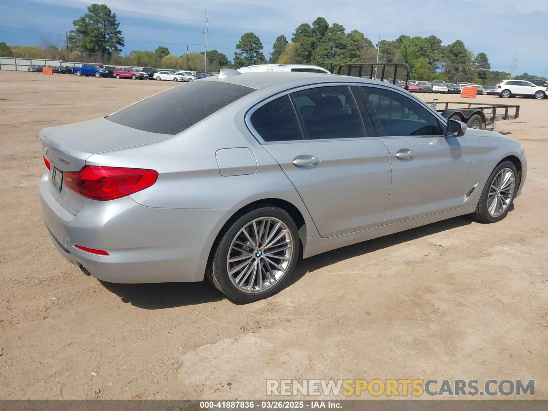 4 Photograph of a damaged car WBAJR3C04LWW70303 BMW 530I 2020