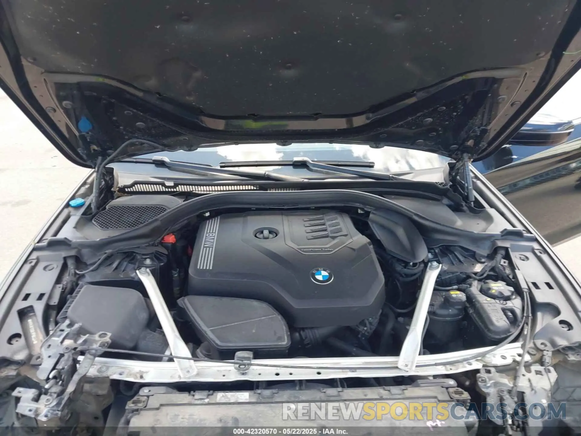 10 Photograph of a damaged car WBAJR7C00LBP96334 BMW 530I 2020