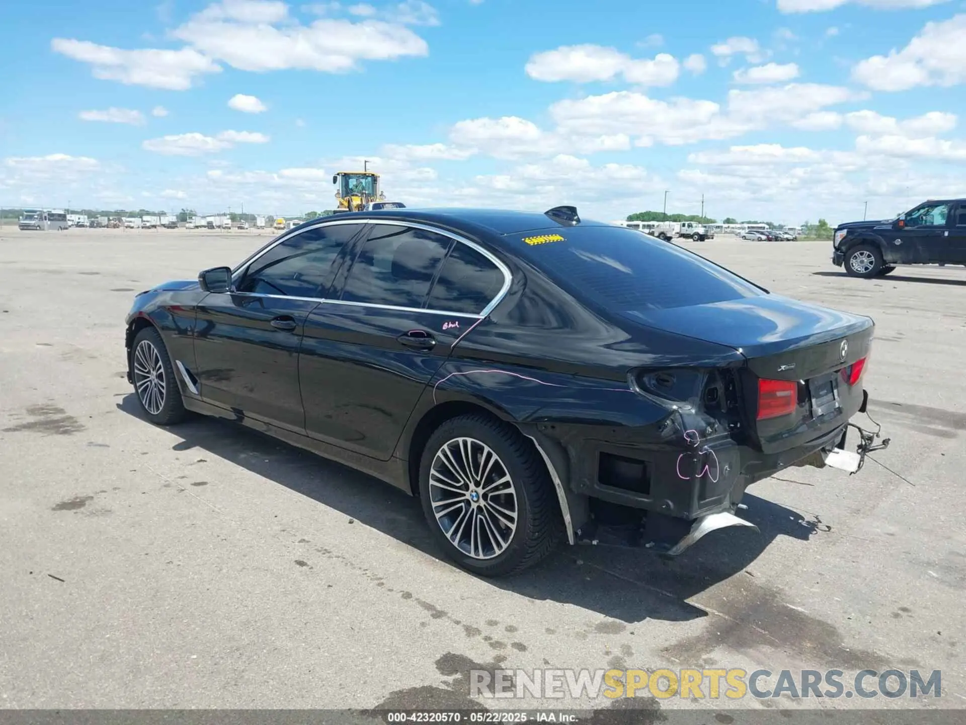 3 Photograph of a damaged car WBAJR7C00LBP96334 BMW 530I 2020