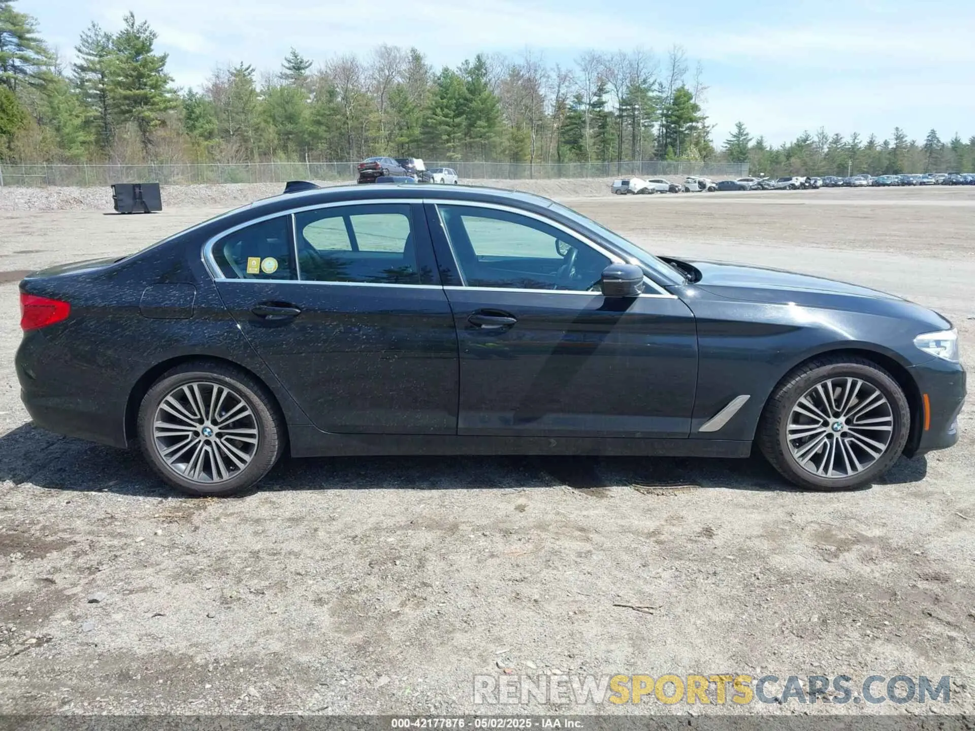13 Photograph of a damaged car WBAJR7C03LWW78402 BMW 530I 2020