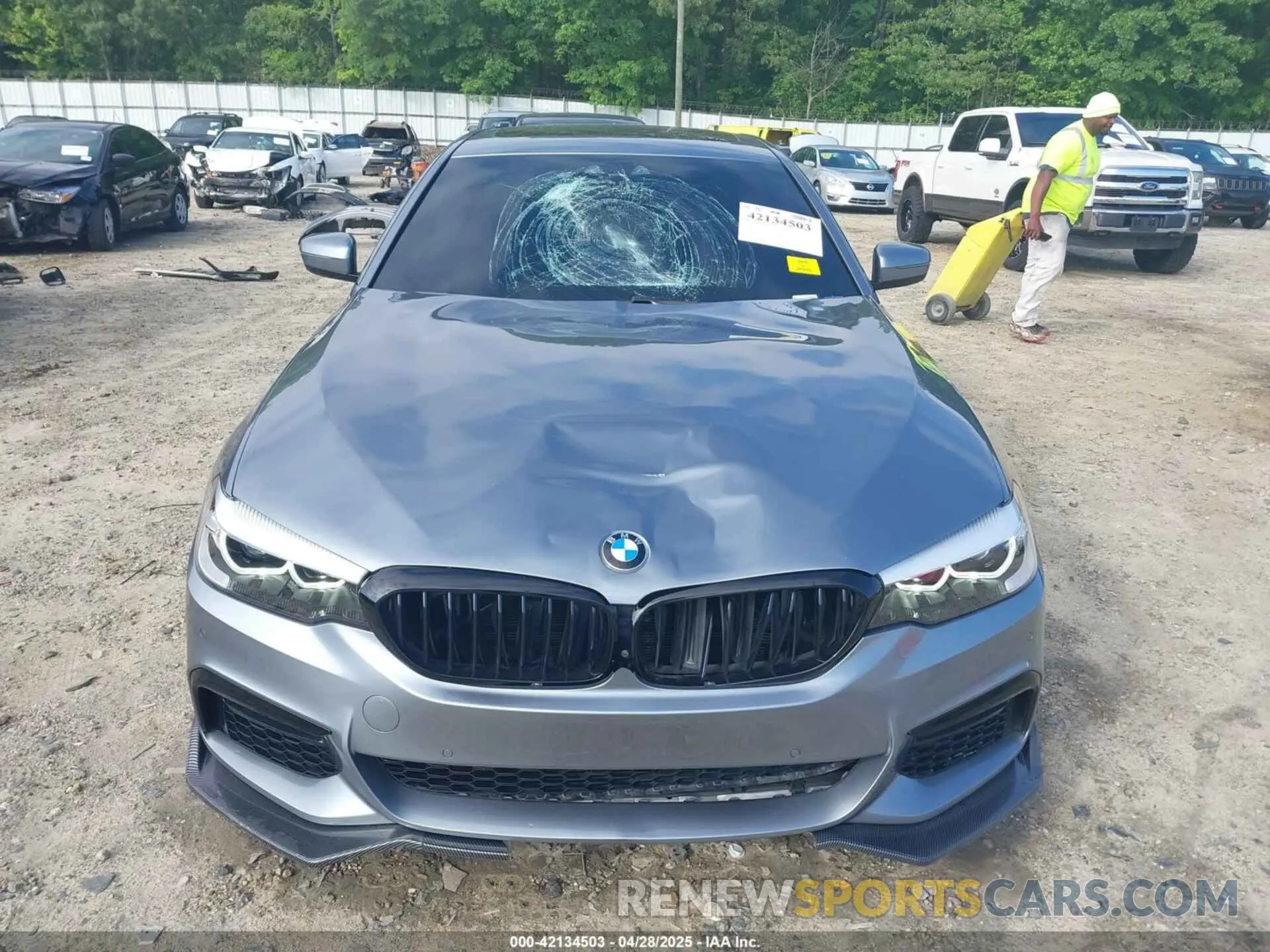 12 Photograph of a damaged car WBAJR7C0XLCD55694 BMW 530I 2020