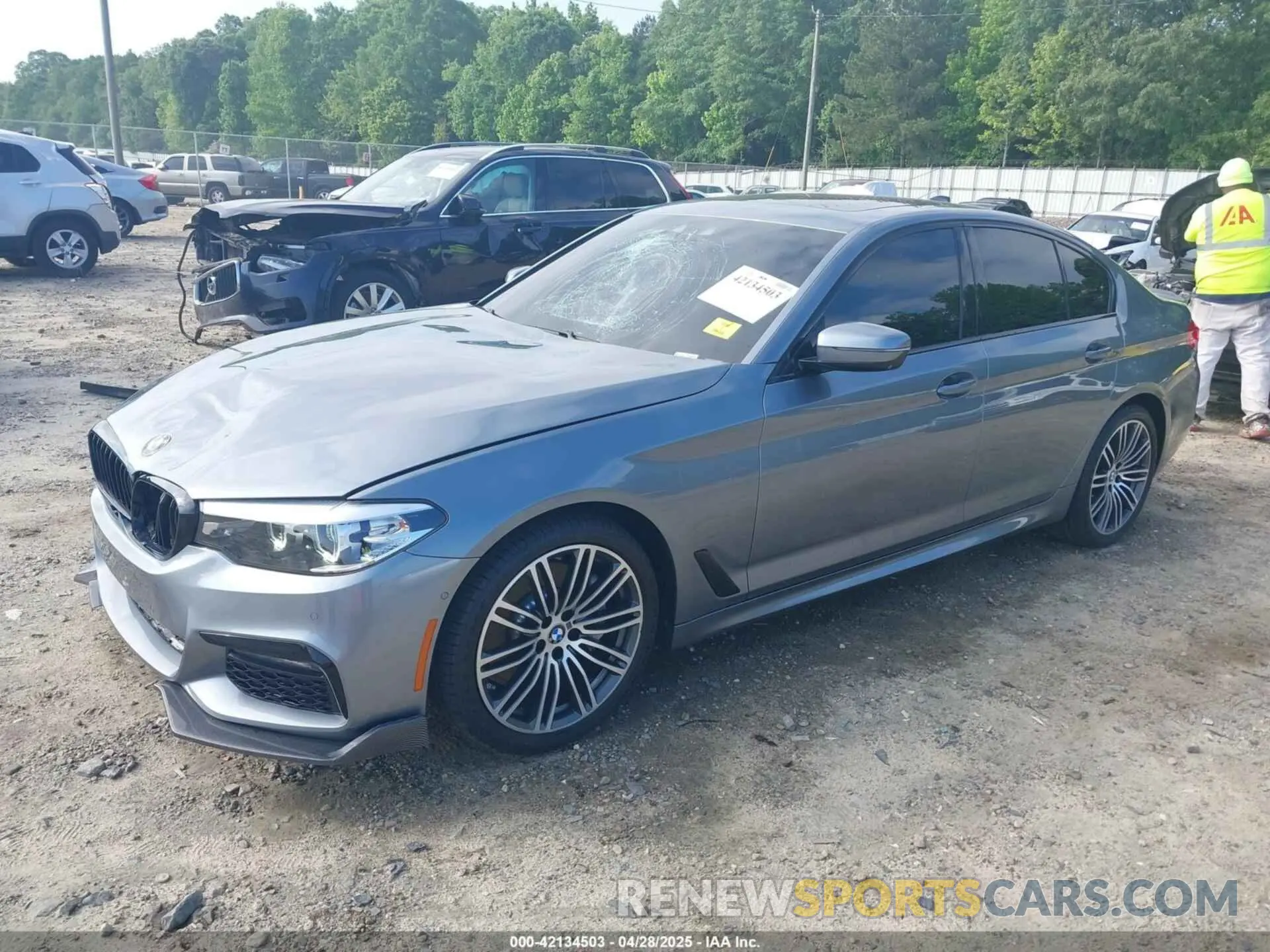 2 Photograph of a damaged car WBAJR7C0XLCD55694 BMW 530I 2020