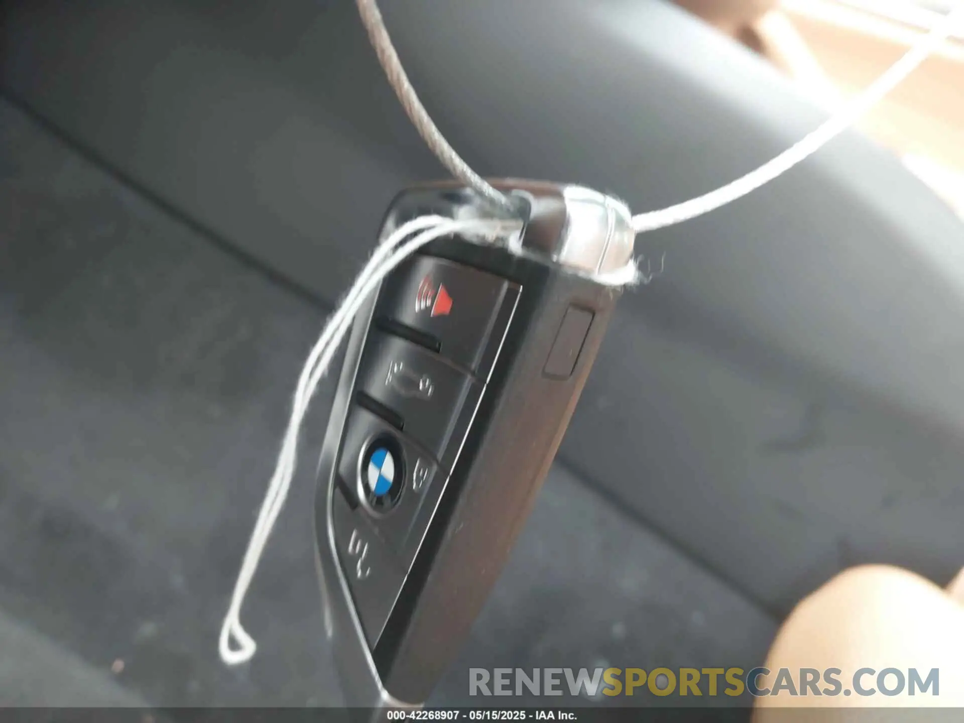 11 Photograph of a damaged car WBA13BJ03MCG80602 BMW 530I 2021