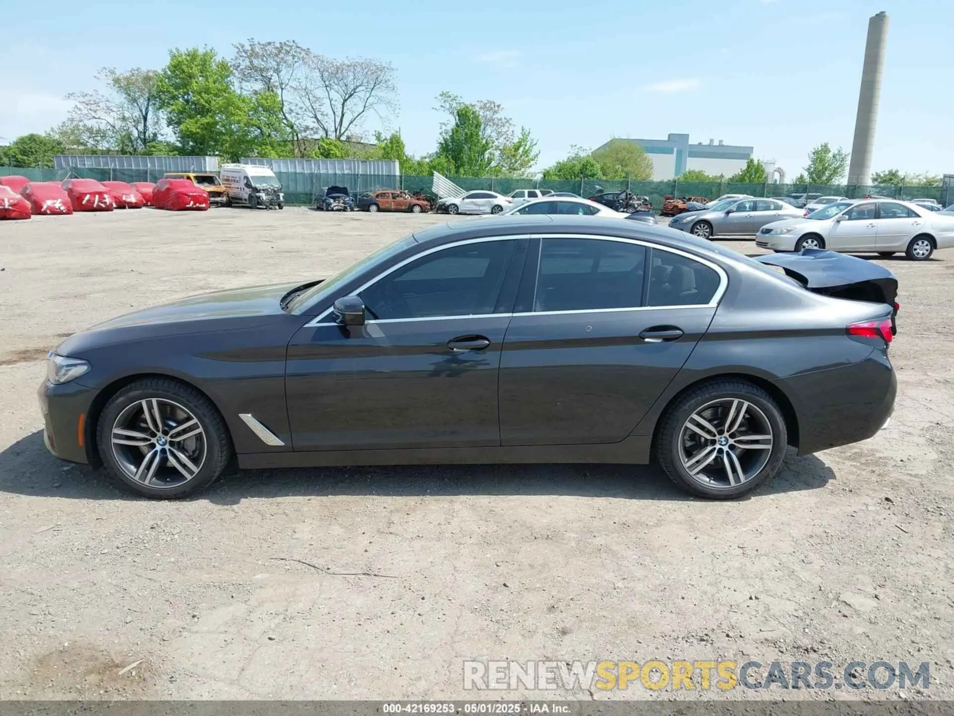 14 Photograph of a damaged car WBA13BJ04MCF43555 BMW 530I 2021