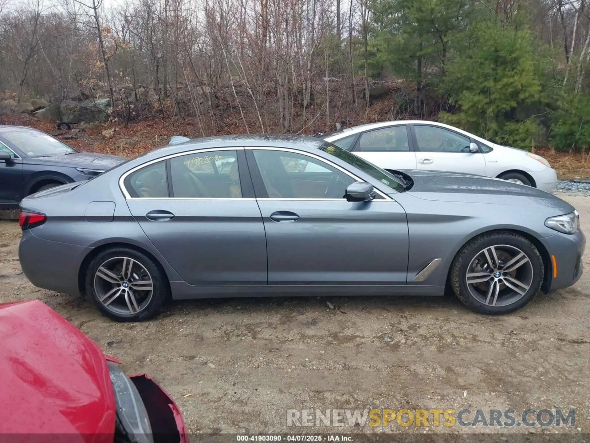13 Photograph of a damaged car WBA13BJ05MWX32274 BMW 530I 2021
