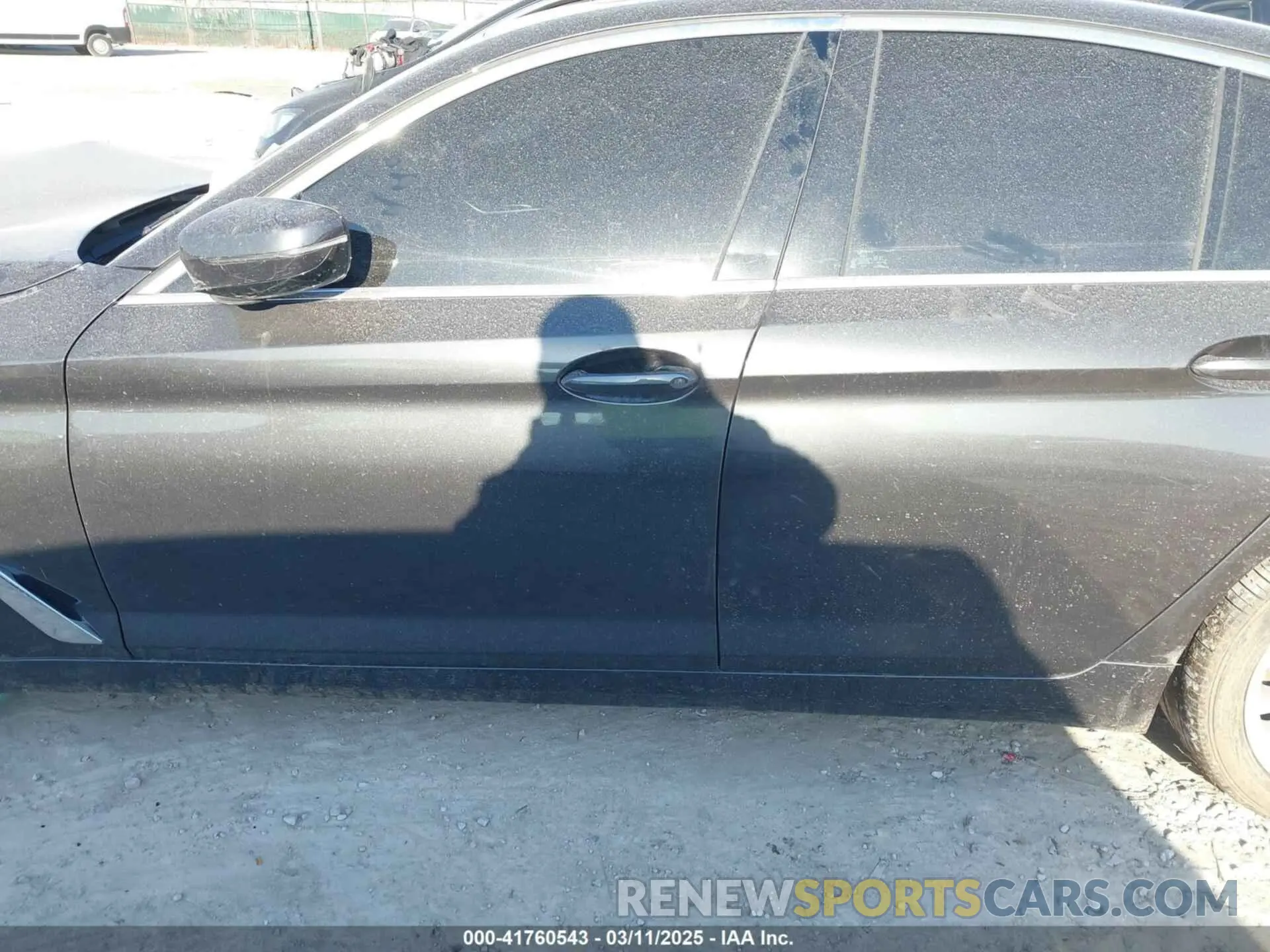 14 Photograph of a damaged car WBA13BJ06MCF66402 BMW 530I 2021