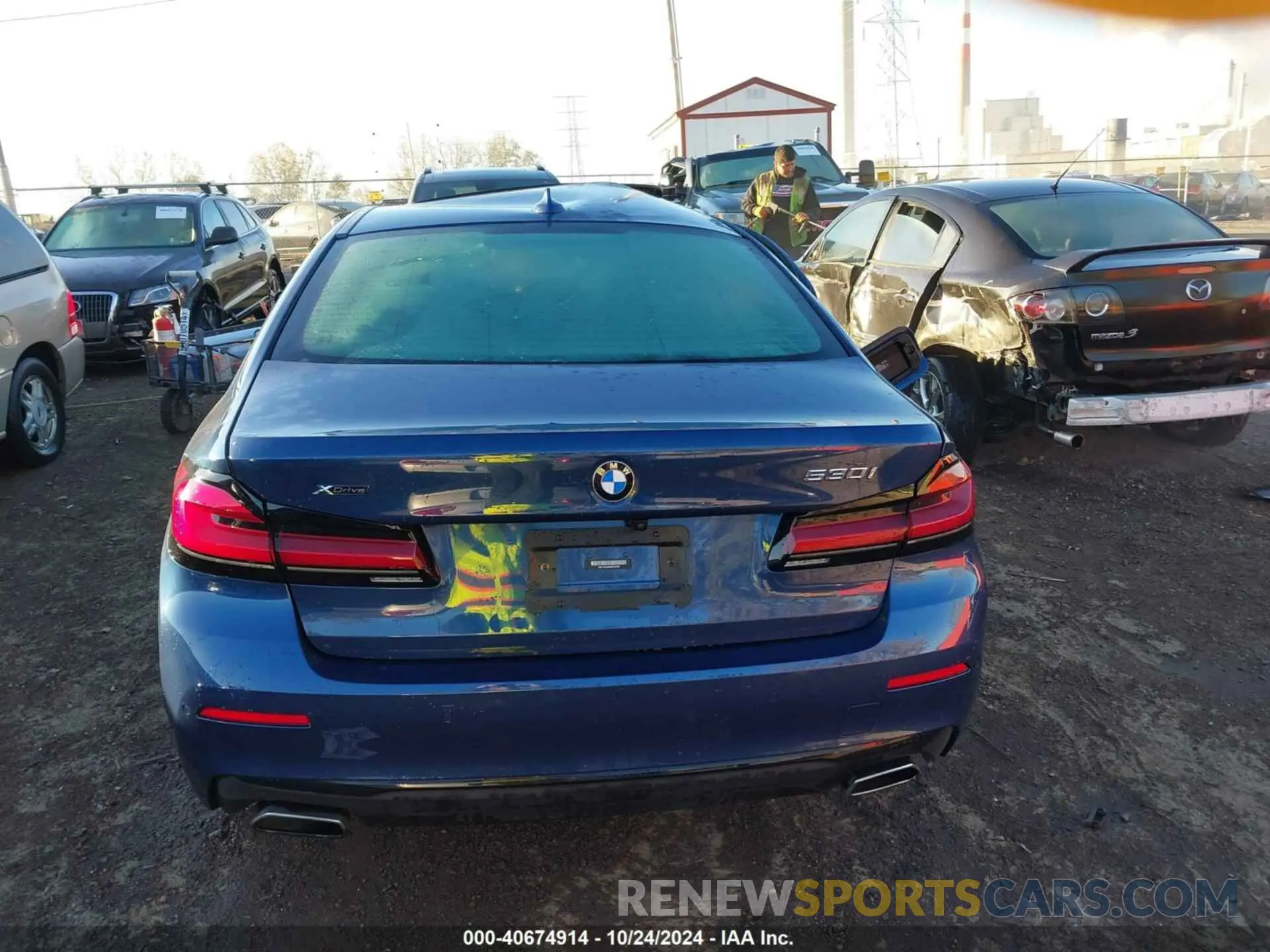 15 Photograph of a damaged car WBA13BJ08MWX26386 BMW 530I 2021