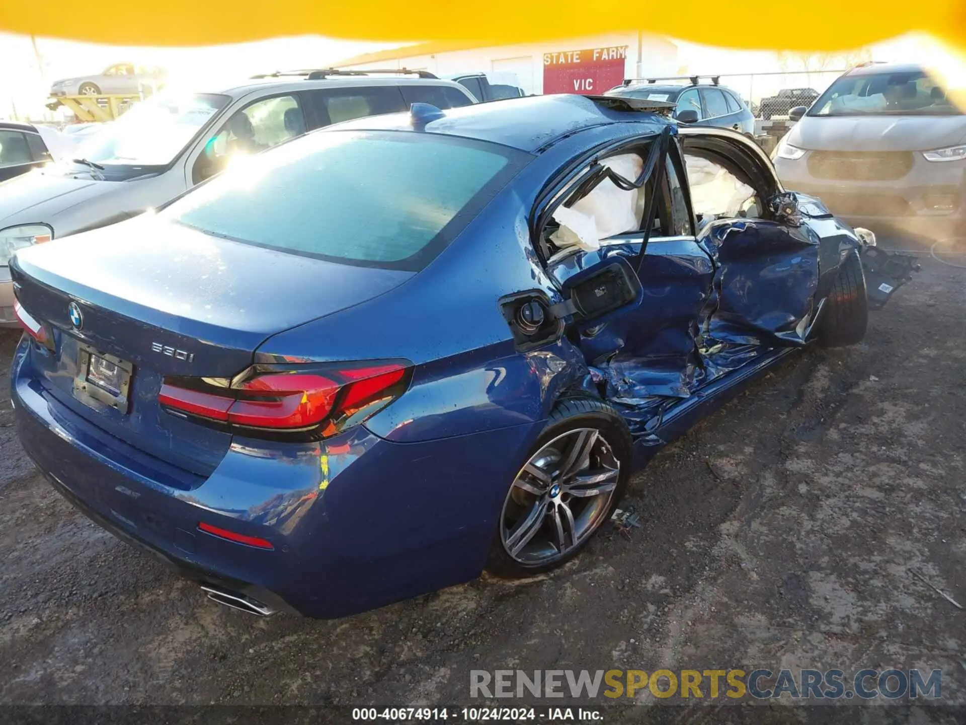 4 Photograph of a damaged car WBA13BJ08MWX26386 BMW 530I 2021