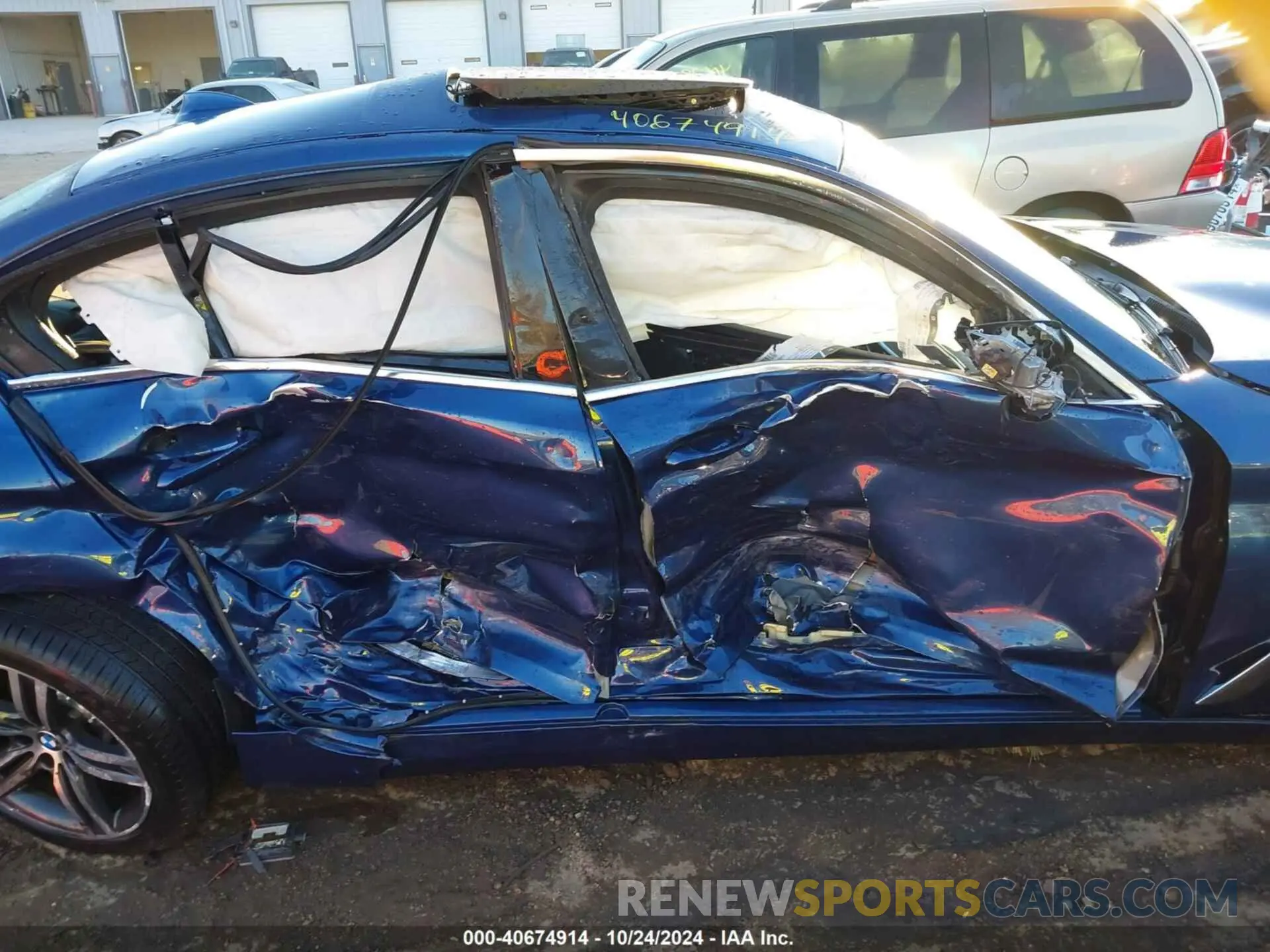 6 Photograph of a damaged car WBA13BJ08MWX26386 BMW 530I 2021