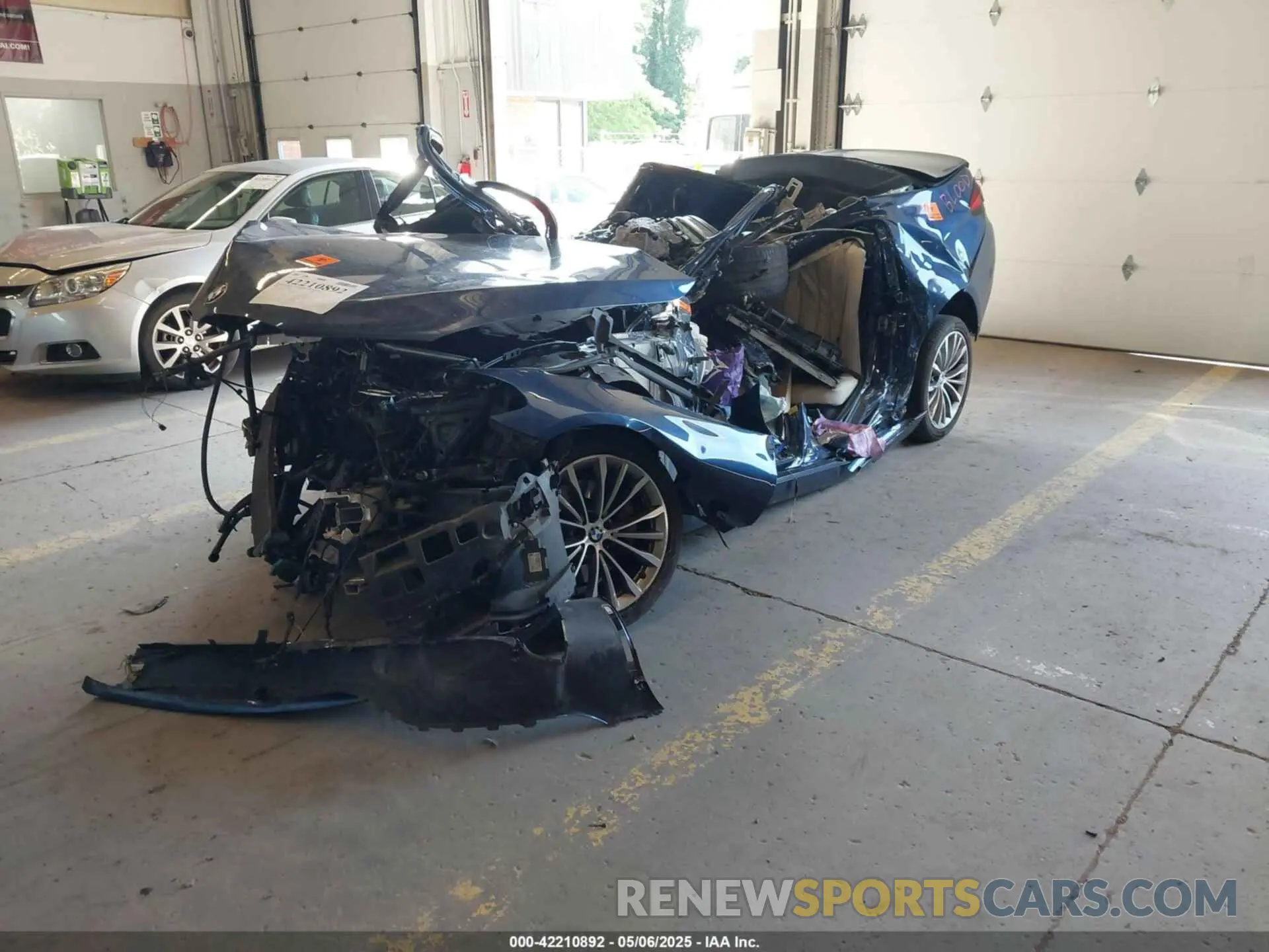 2 Photograph of a damaged car WBA13BJ09MWX30351 BMW 530I 2021