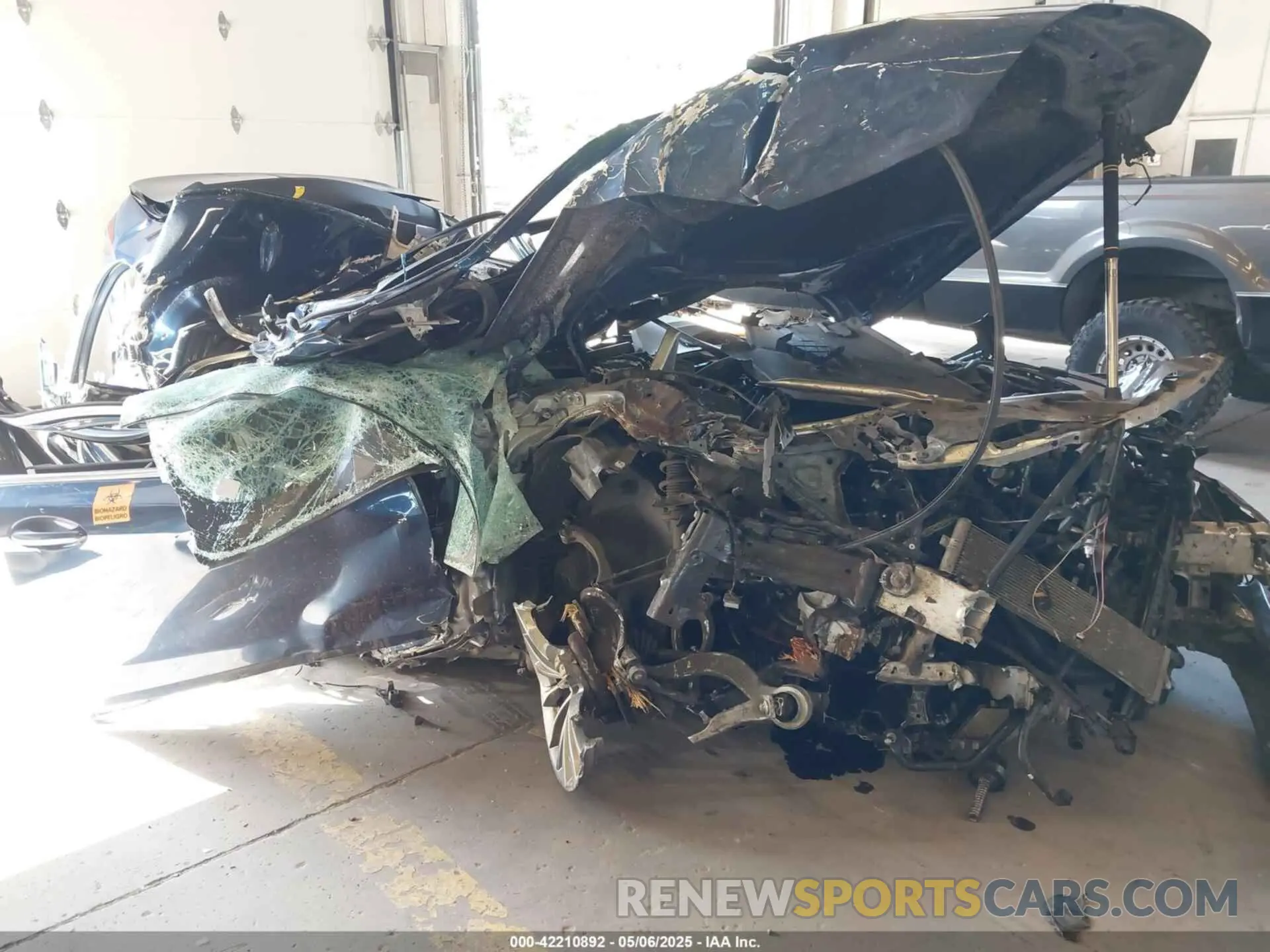 6 Photograph of a damaged car WBA13BJ09MWX30351 BMW 530I 2021
