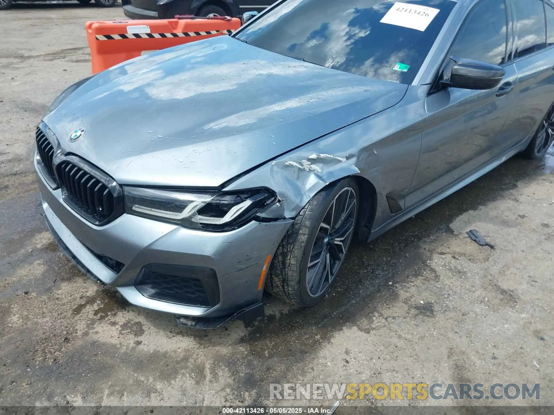 6 Photograph of a damaged car WBA13BJ0XMWW98865 BMW 530I 2021