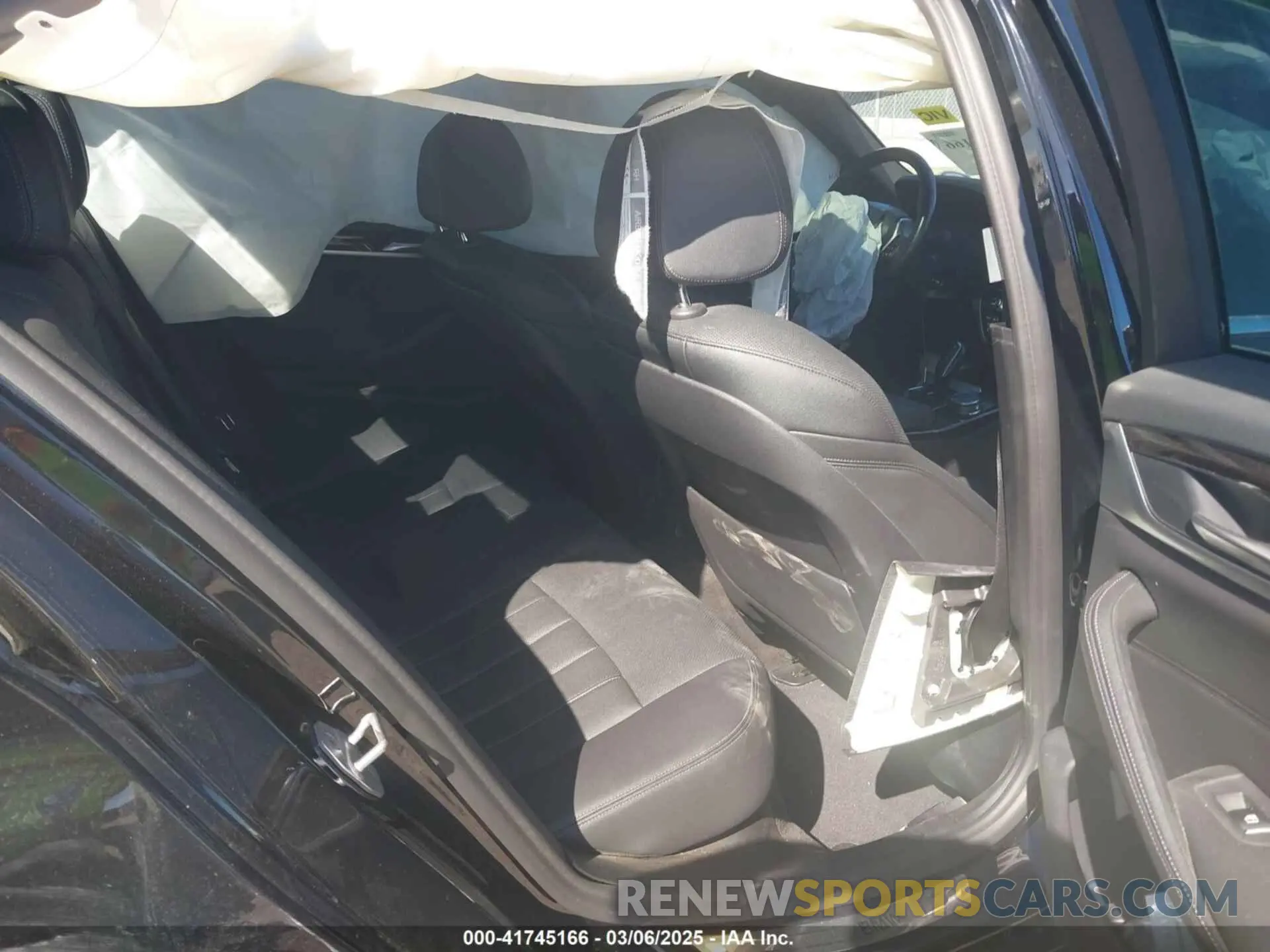 8 Photograph of a damaged car WBA53BH02MCF77971 BMW 530I 2021