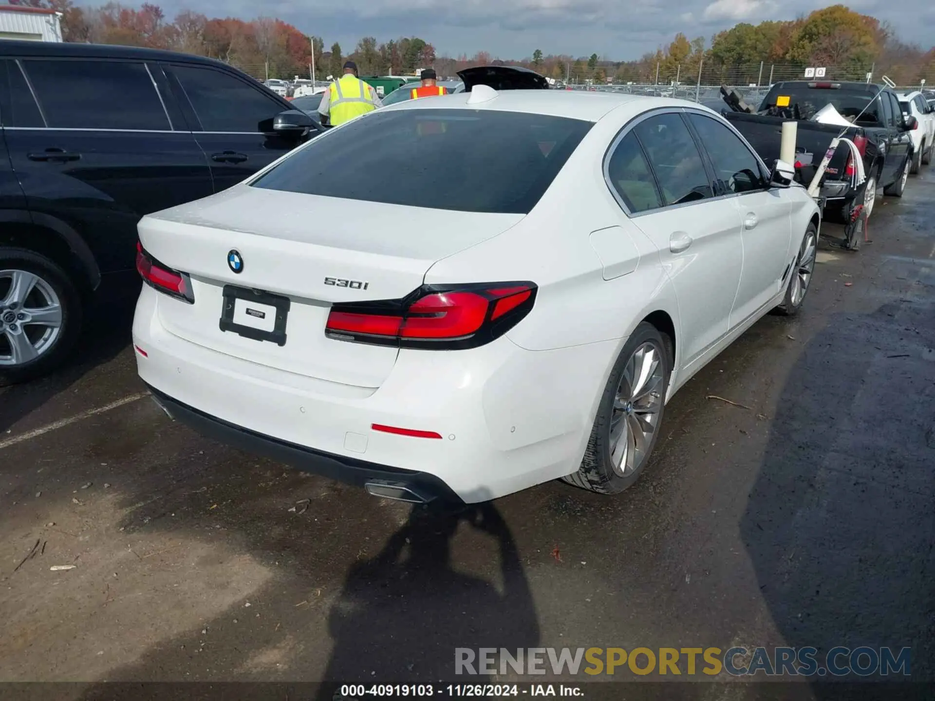 4 Photograph of a damaged car WBA53BH02MCG73261 BMW 530I 2021