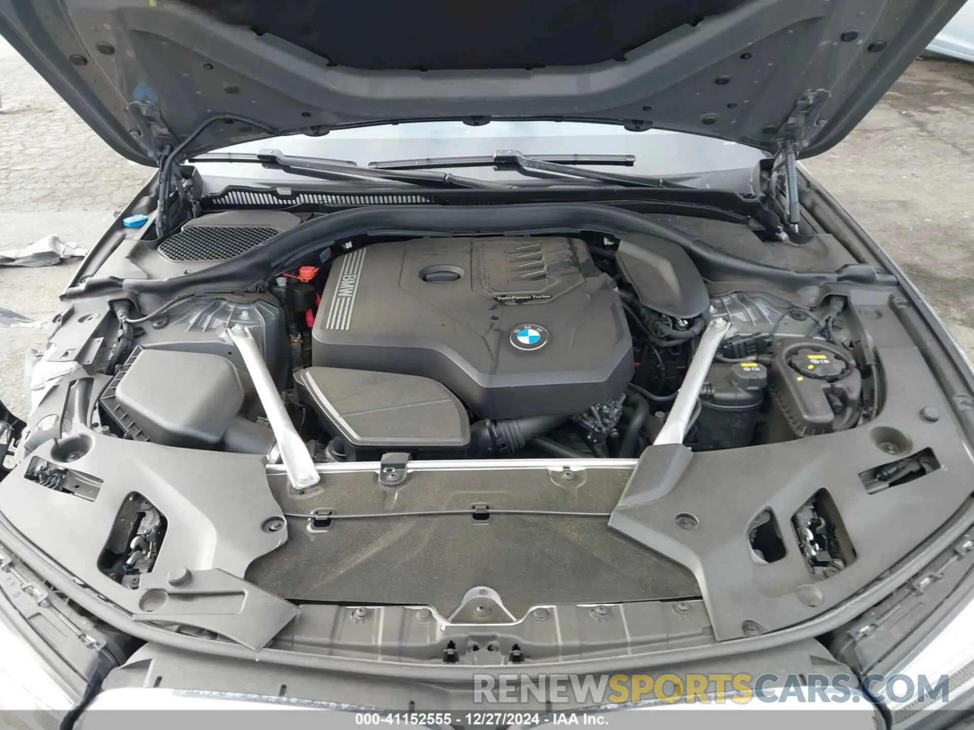 10 Photograph of a damaged car WBA53BH03MCG12419 BMW 530I 2021