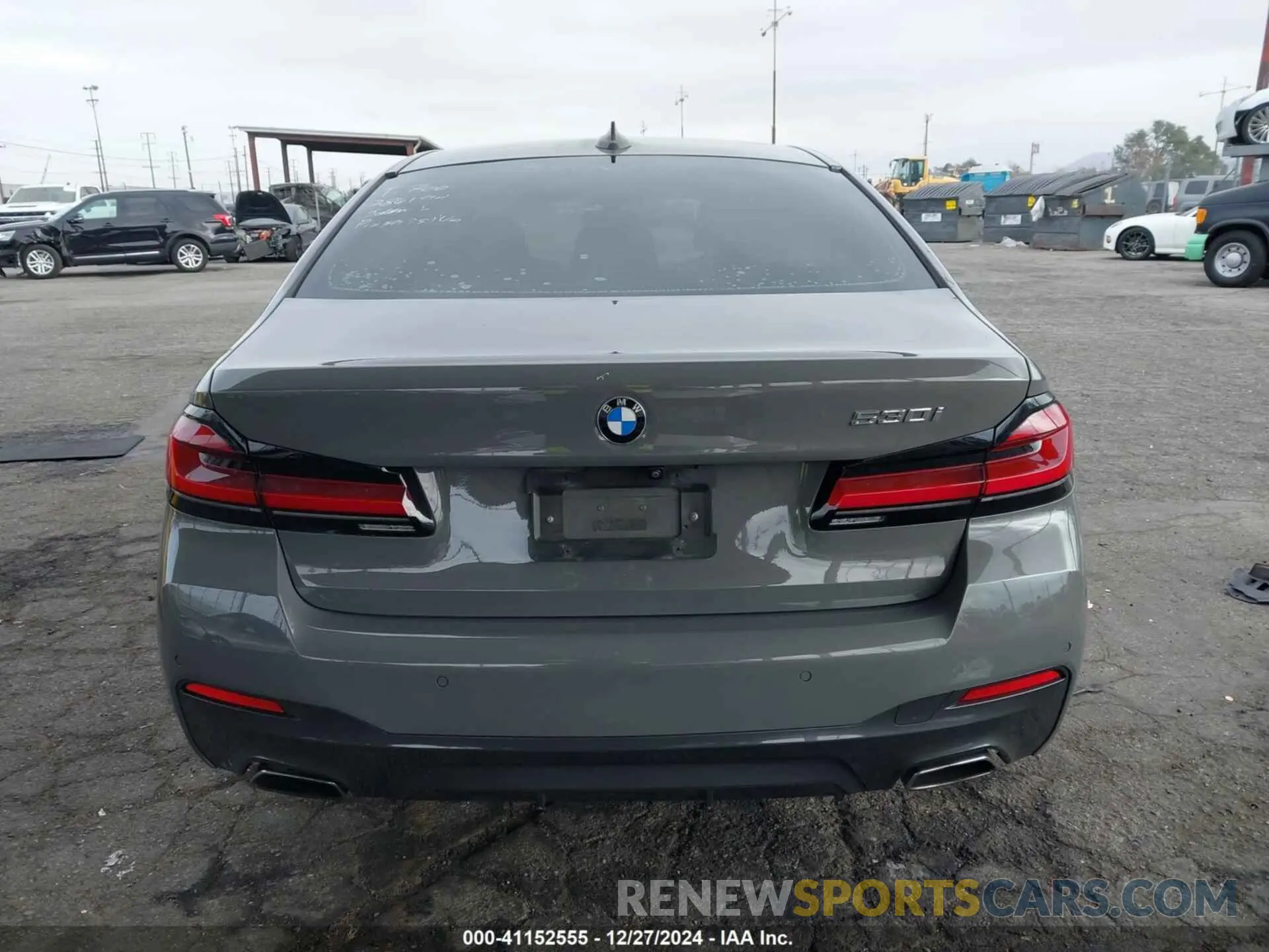 16 Photograph of a damaged car WBA53BH03MCG12419 BMW 530I 2021