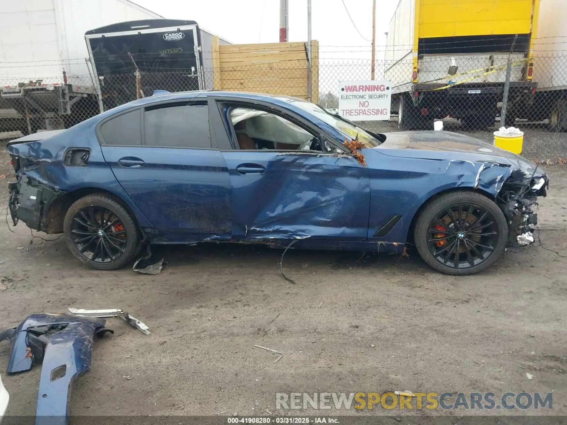 12 Photograph of a damaged car WBA53BH04MCF15438 BMW 530I 2021