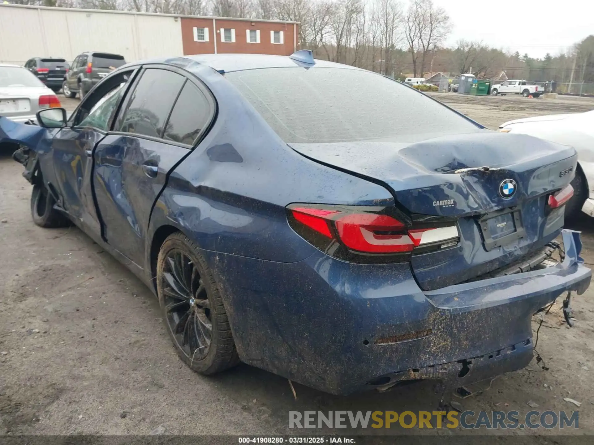 3 Photograph of a damaged car WBA53BH04MCF15438 BMW 530I 2021