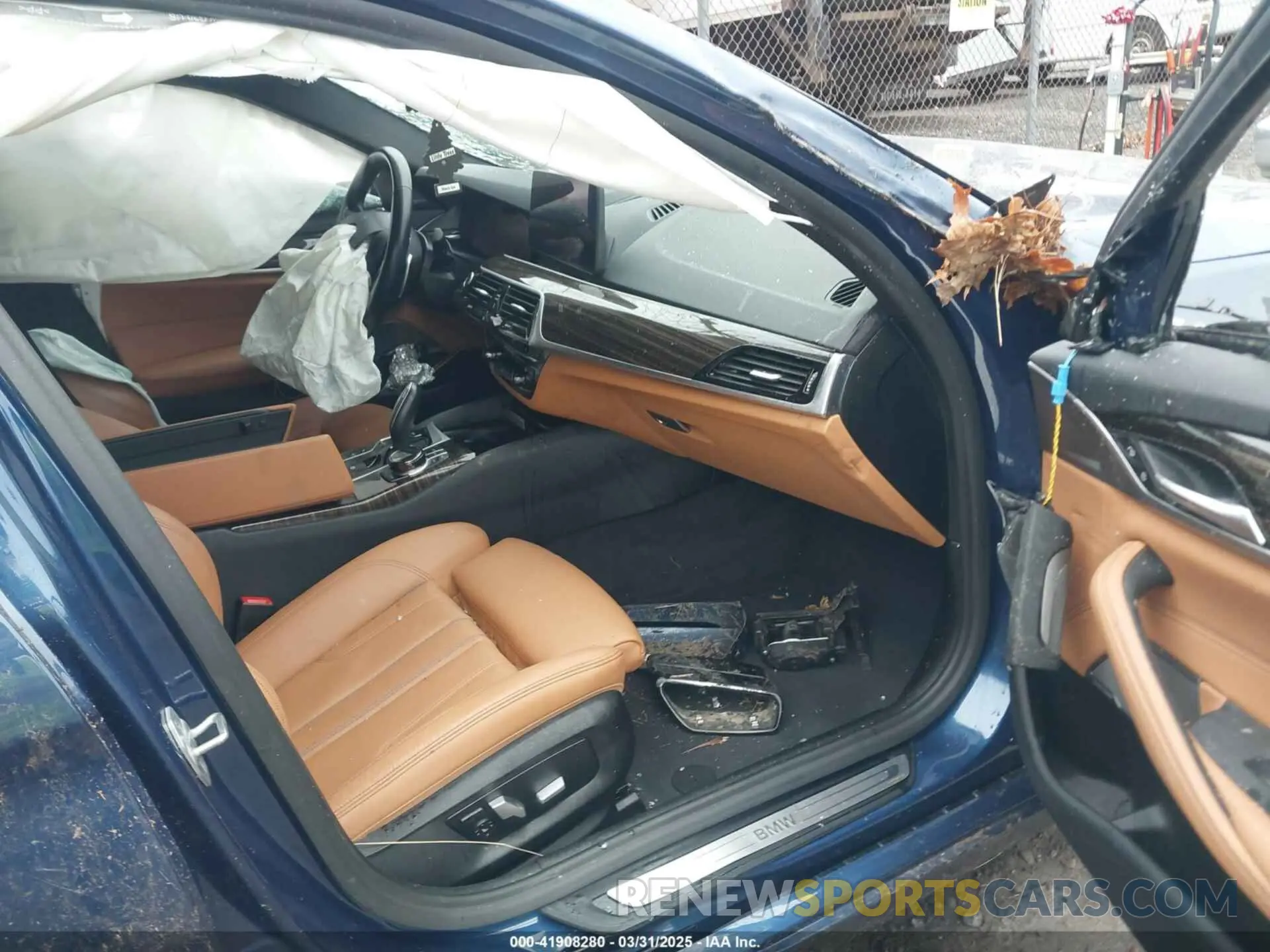 5 Photograph of a damaged car WBA53BH04MCF15438 BMW 530I 2021