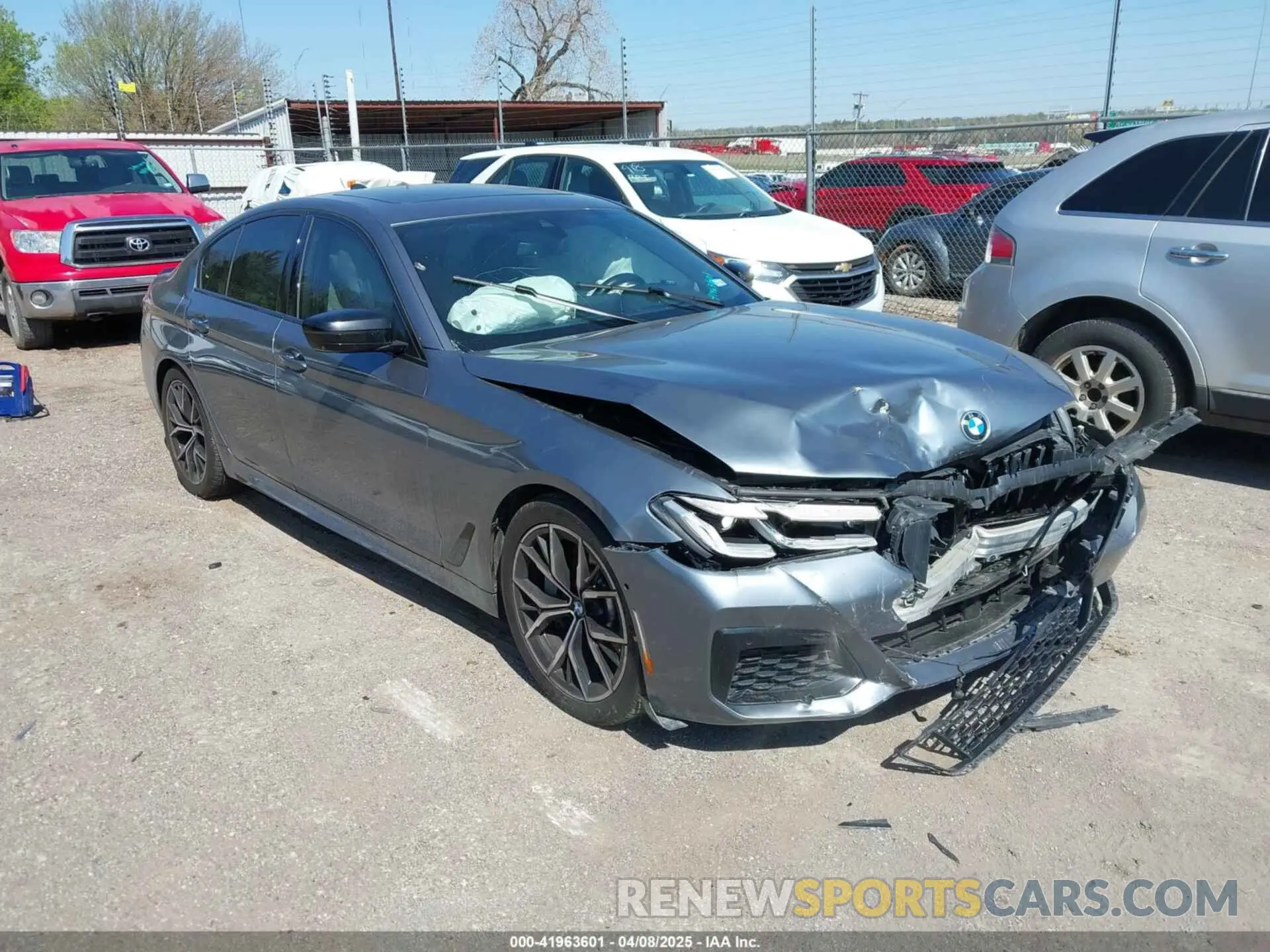 1 Photograph of a damaged car WBA53BH04MWX16672 BMW 530I 2021
